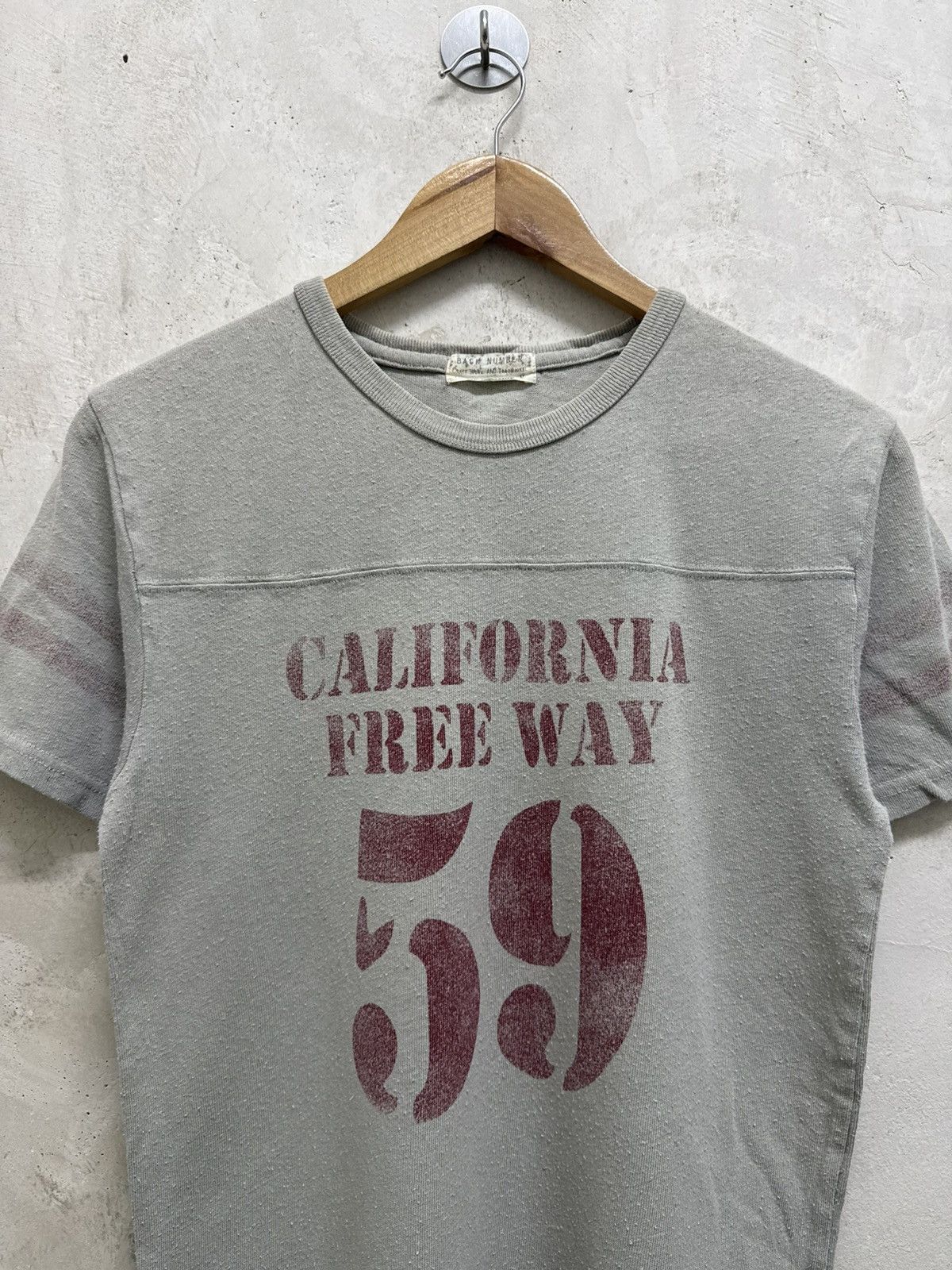 Vintage Thrashed Sun Faded “California Free Way” Distressed Tees Size US XS / EU 42 / 0 - 2 Thumbnail