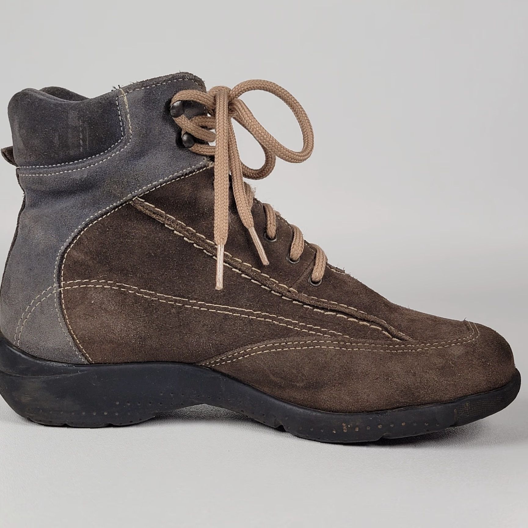 Vintage La Canadienne Boots Women US 7.5 Brown Suede Lace Up Winter Waterproof Fur Trim Logo Womens Size US 8 / IT 38 - 5 Thumbnail