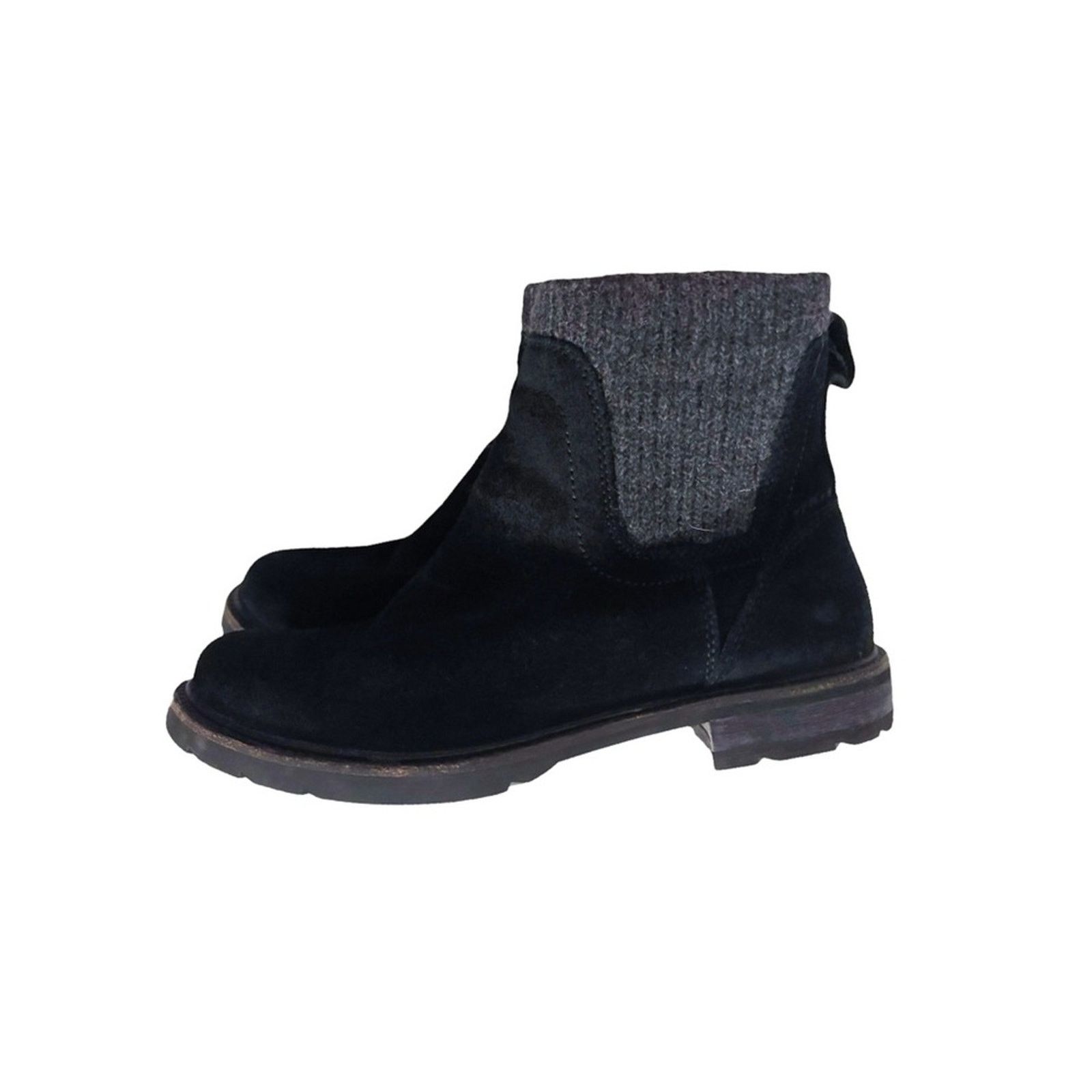 L.L. Bean L.L. Bean East Point Waterproof Suede Ankle Chelsea Boot Size US 7.5 / IT 37.5 - 3 Thumbnail