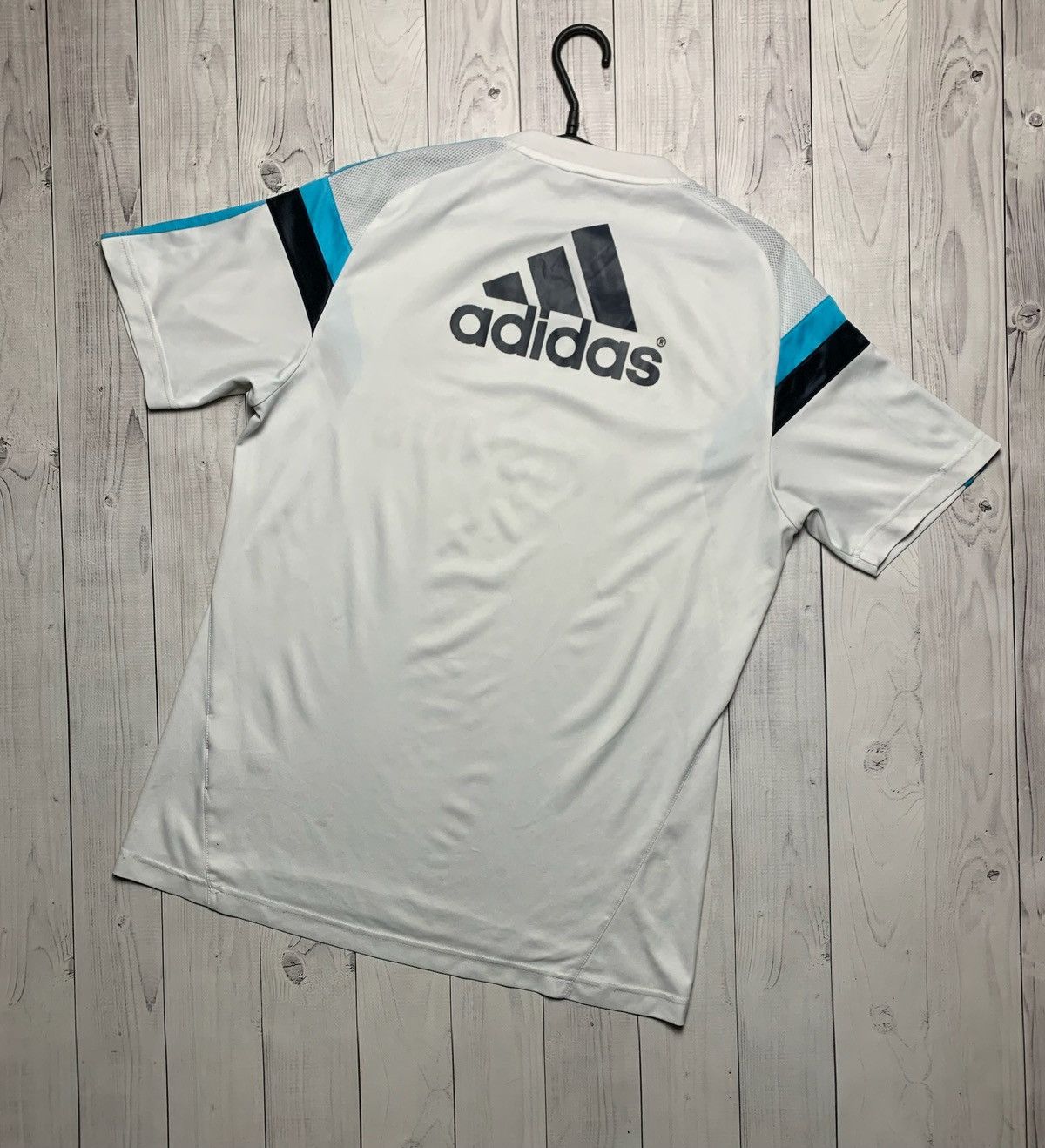 Adidas Vintage adidas Chelsea soccer tee size M training Size US M / EU 48-50 / 2 - 2 Thumbnail