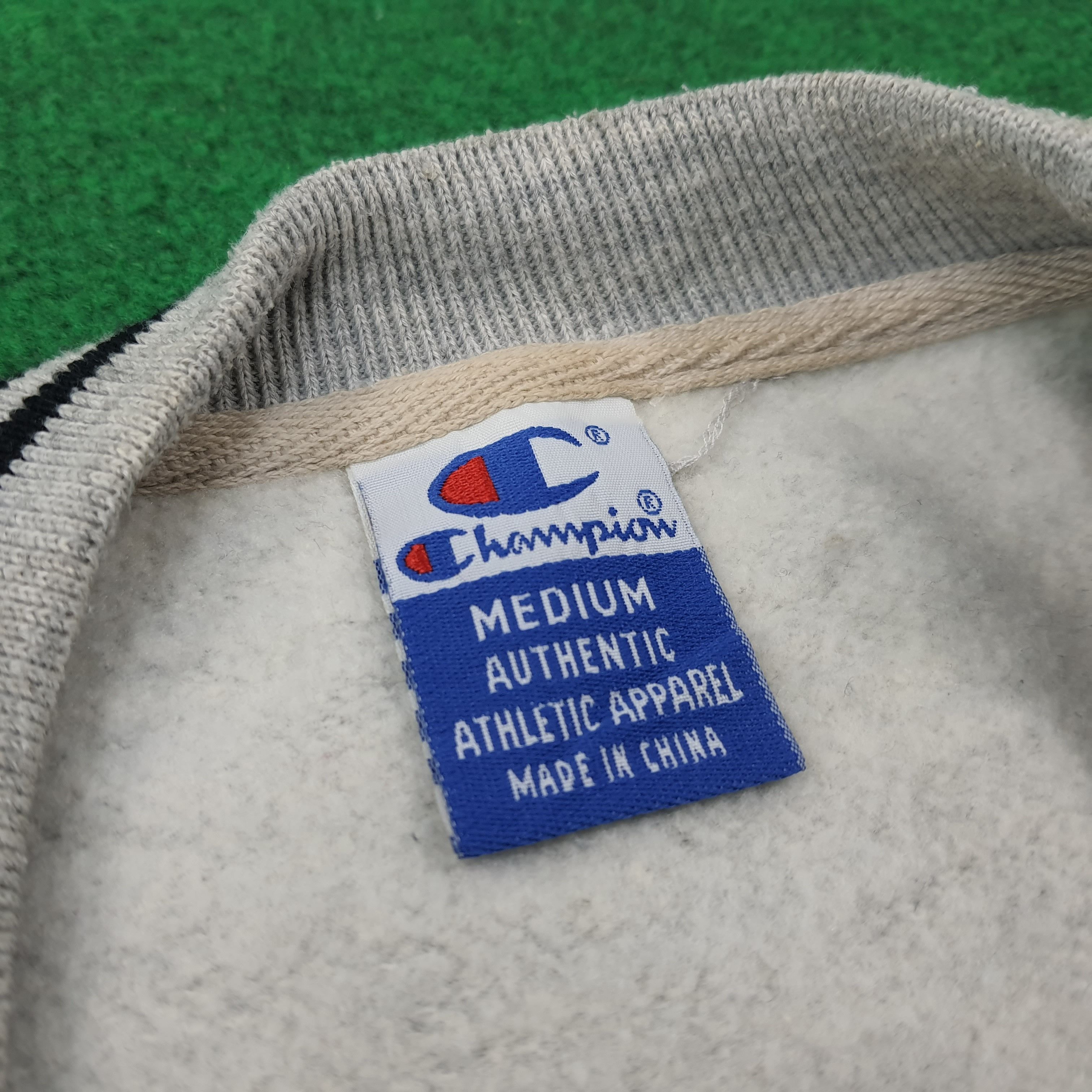 Champion × Vintage Vintage Champion USA Spell Out Raglan Sweatshirt C230N15 Size US M / EU 48-50 / 2 - 6 Thumbnail