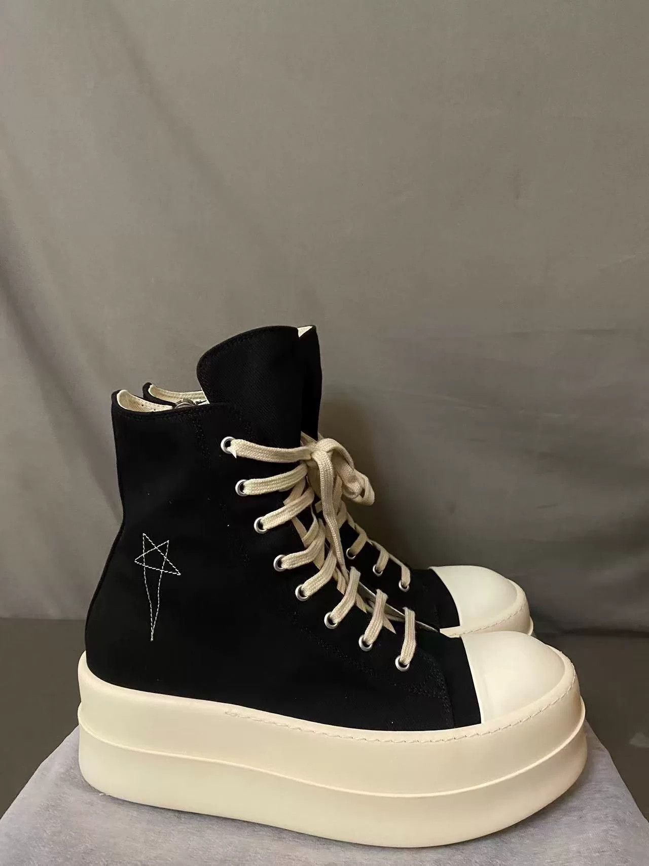 Rick Owens Rick Owens Hitop Sneakers 44 Men Size US 10.5 / EU 43-44 - 1 Thumbnail