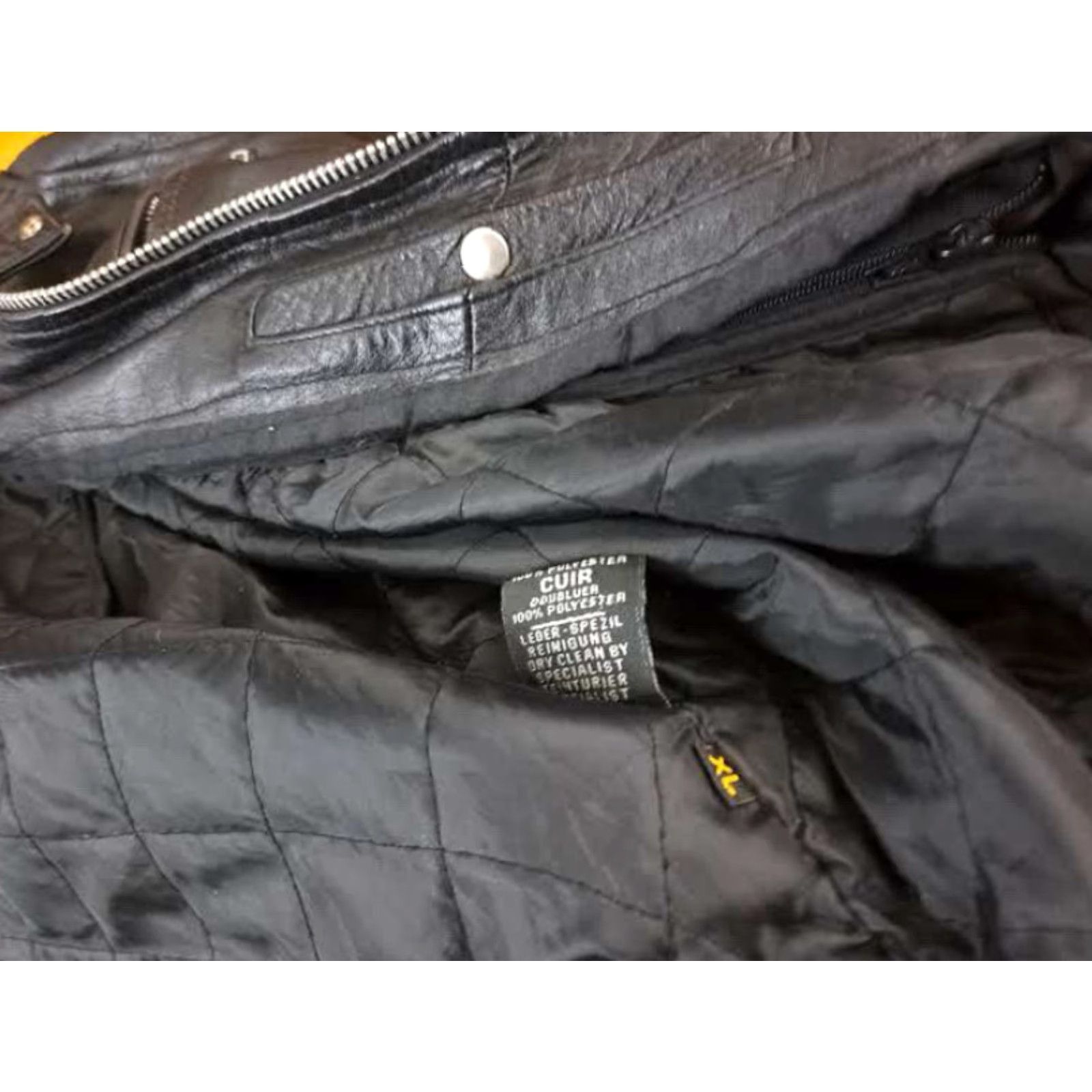 Vintage VINTAGE Barney's Leather Motorcycle Jacket 50 Men Zip Insulated 3M Black Polyester Leather Jacket Motorcycle Mens 50 Size US M / EU 48-50 / 2 - 5 Thumbnail