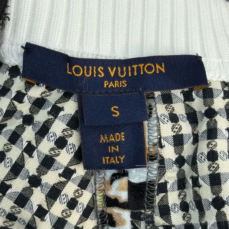 Louis Vuitton Louis Vuitton Blue and yellow floral badge logo hoodie dre Size S / US 4 / IT 40 - 5 Thumbnail