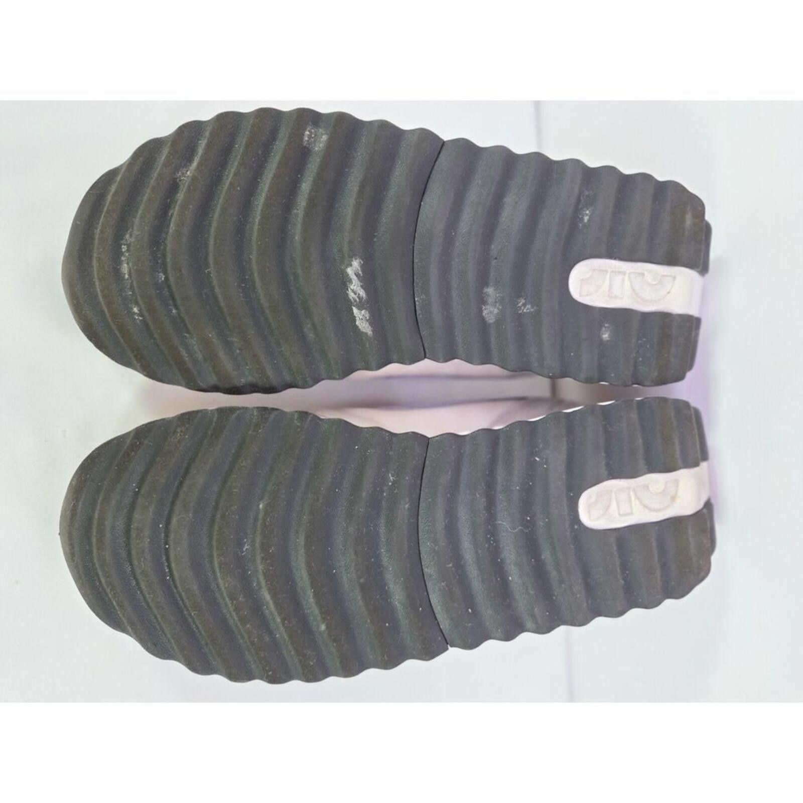 Nike Nike Air Max Dawn Gray White Men’s Size 9.5 DC4068-100 Size US 9.5 / EU 42-43 - 4 Thumbnail