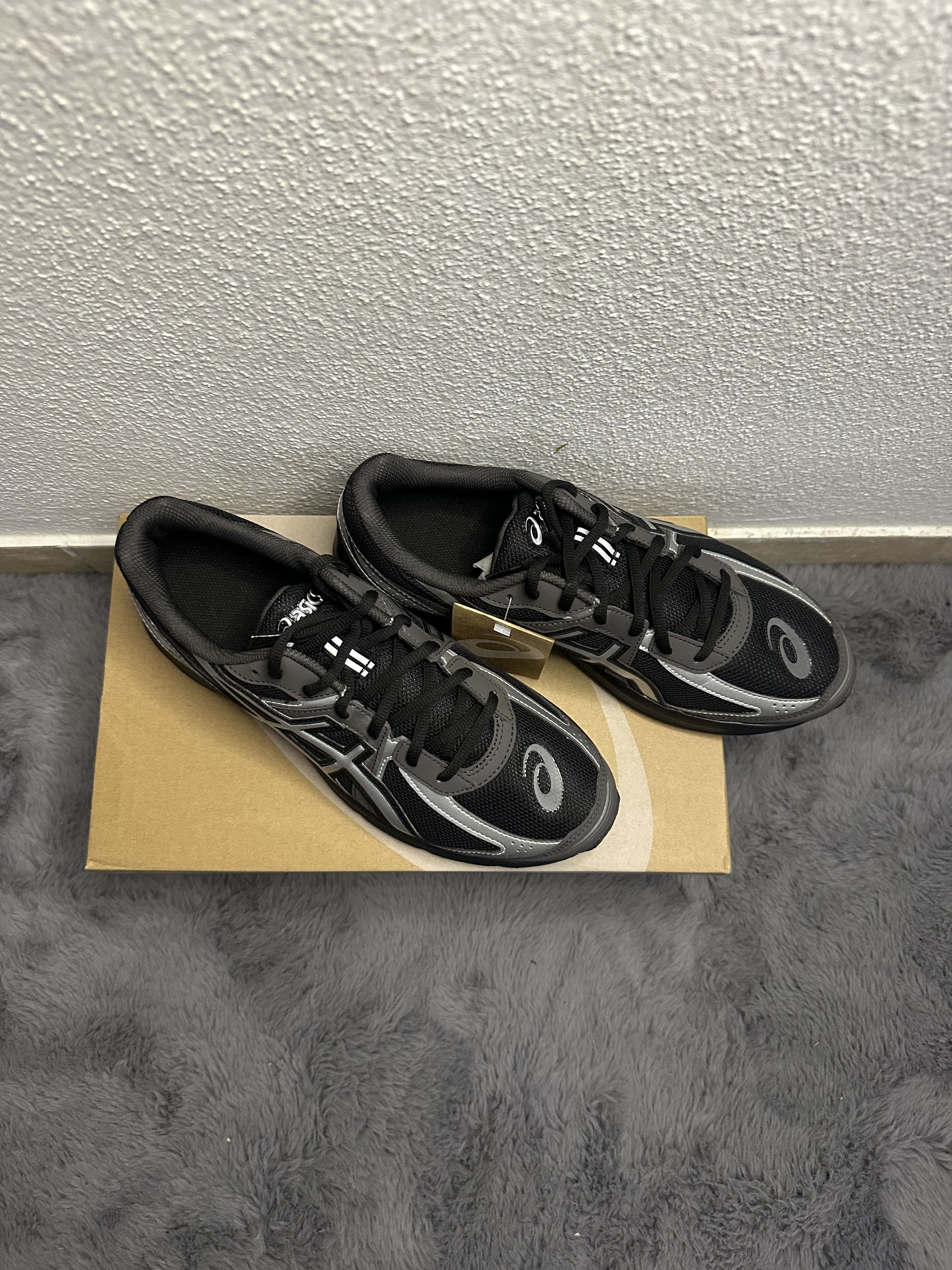 Asics Asics JOG 100S Size US 11 / EU 44 - 3 Thumbnail