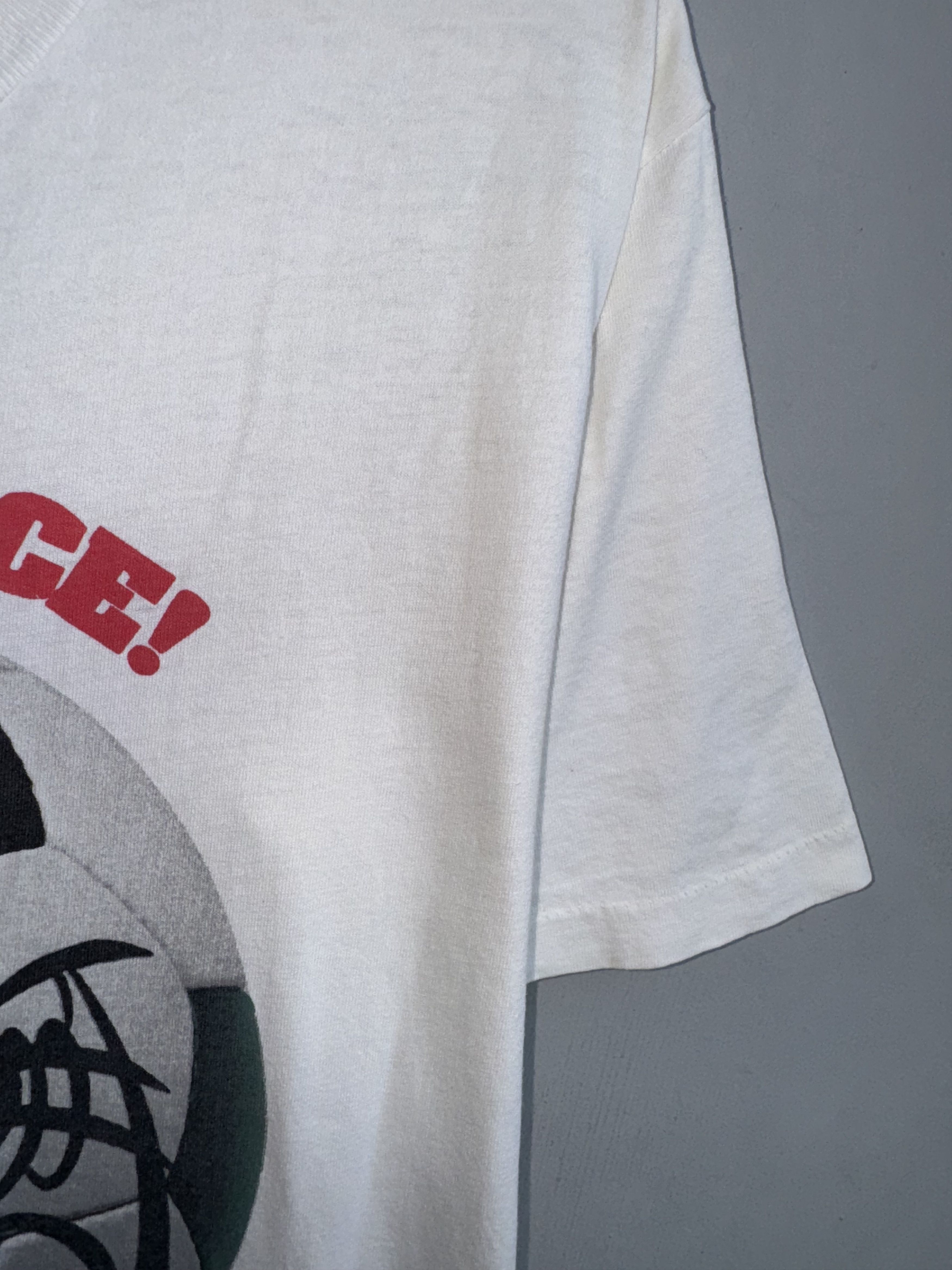 Warner Bros Taz 1997's Devil Soccer Football Vintage T-Shirt Size US L / EU 52-54 / 3 - 6 Thumbnail