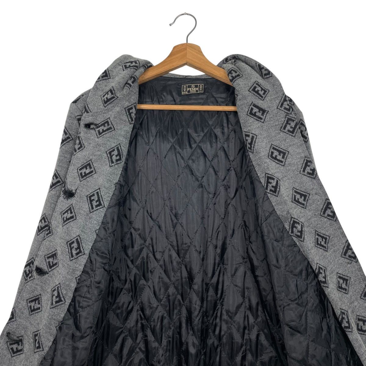 Fendi Vintage Fendi Monogram Hooded Wool Coat Size M / US 6-8 / IT 42-44 - 13 Thumbnail