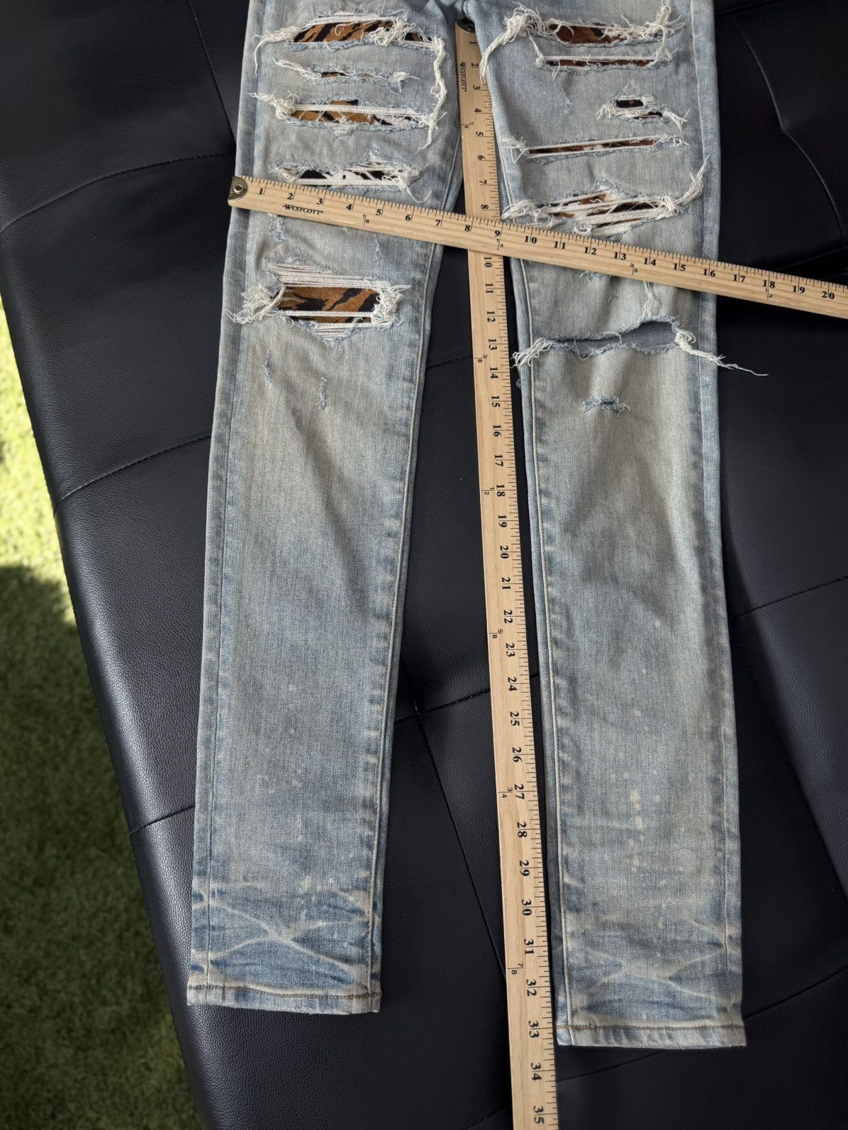 Amiri Amiri Blue Jeans Cheetah Patch Rare Size 30 Flawless 🧼 Size US 30 / EU 46 - 15 Thumbnail
