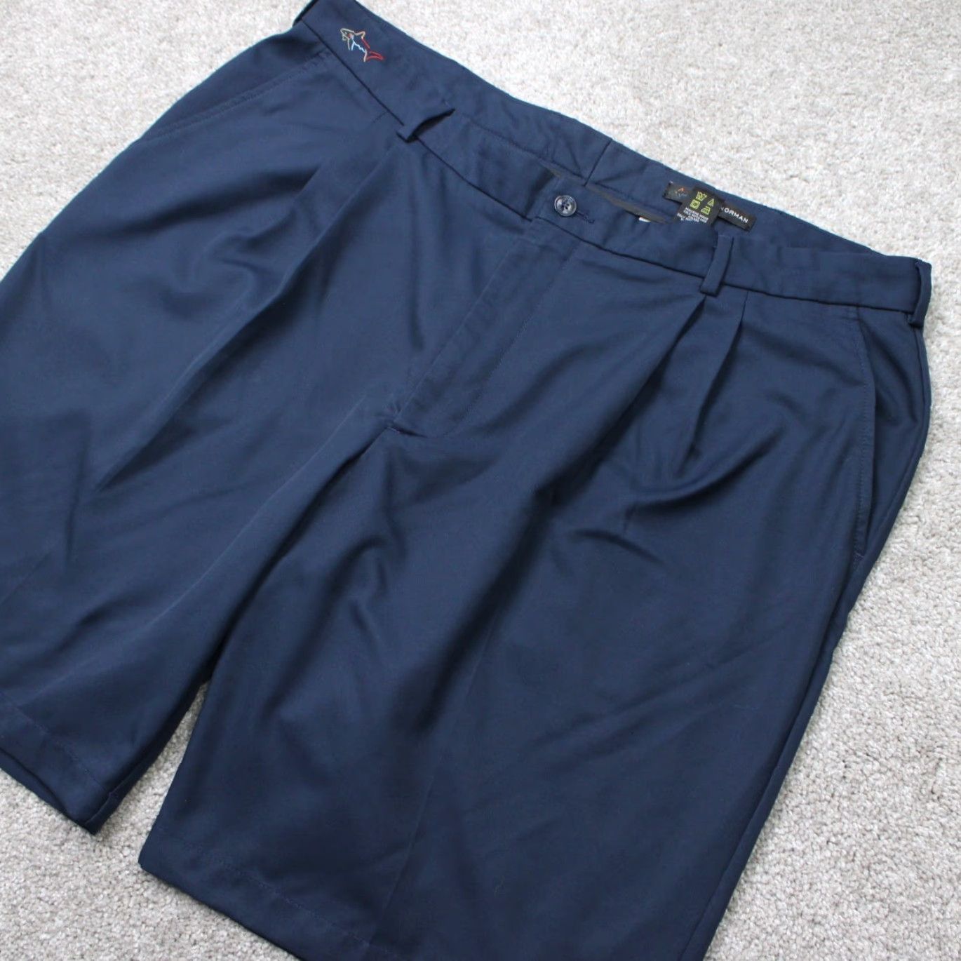 Vintage Greg Norman Short Mens 40 Blue Pleated 100% Polyester Chino Athletic Pants Clothing Downshifted? Size US 40 / EU 56 - 2 Thumbnail