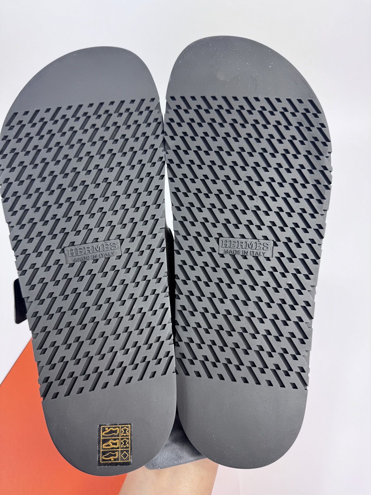 Hermes CHYPRE SANDALS FITS US10 / UK9 Size US 11.5 / EU 44-45 - 5 Thumbnail