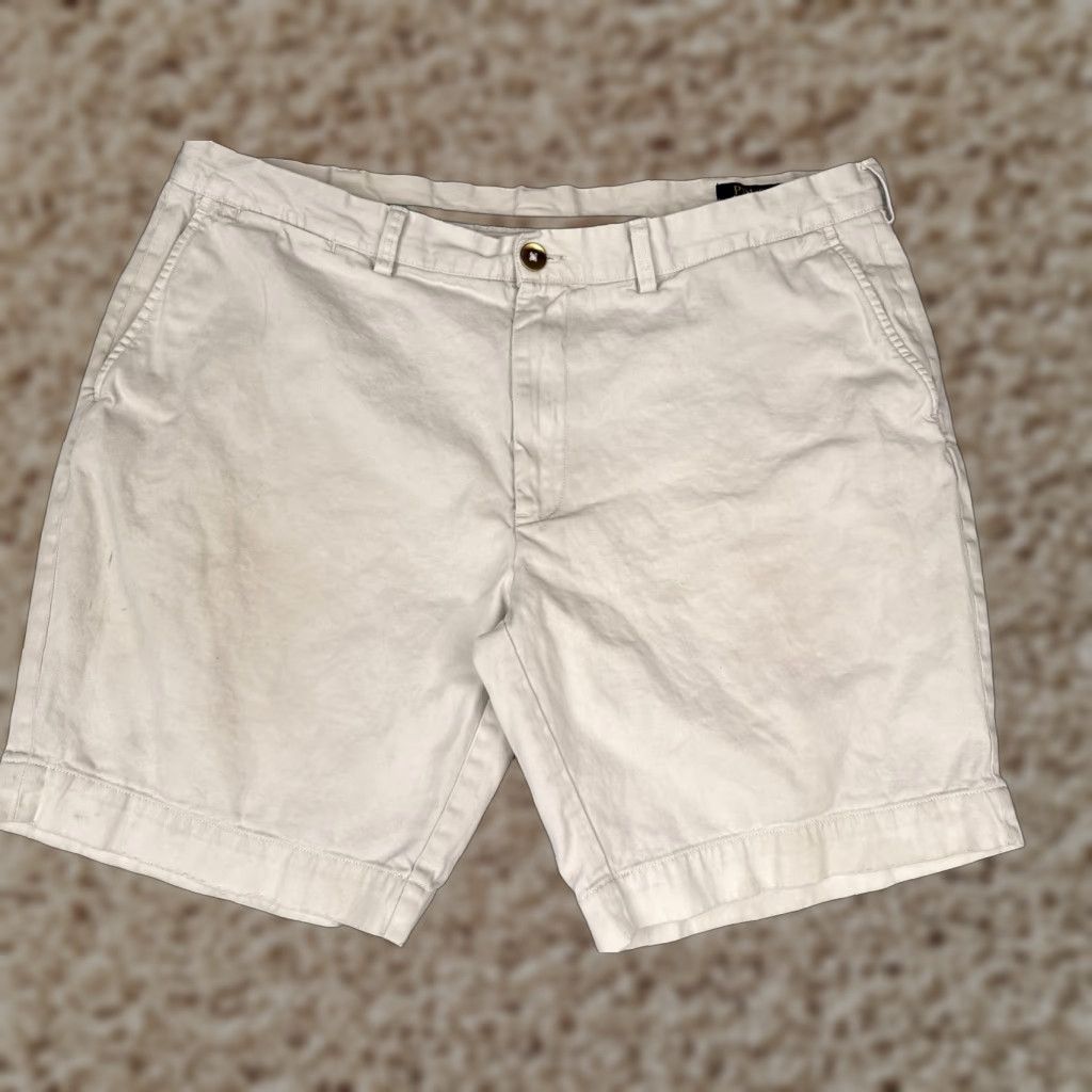 Polo Ralph Lauren **Ralph Lauren Men's Beige Classic Fit 9" Chino Shorts** User: Ralph Lauren Men's Beige Classic Fit 9" Chino Shorts Size US L / EU 52-54 / 3 - 1 Thumbnail