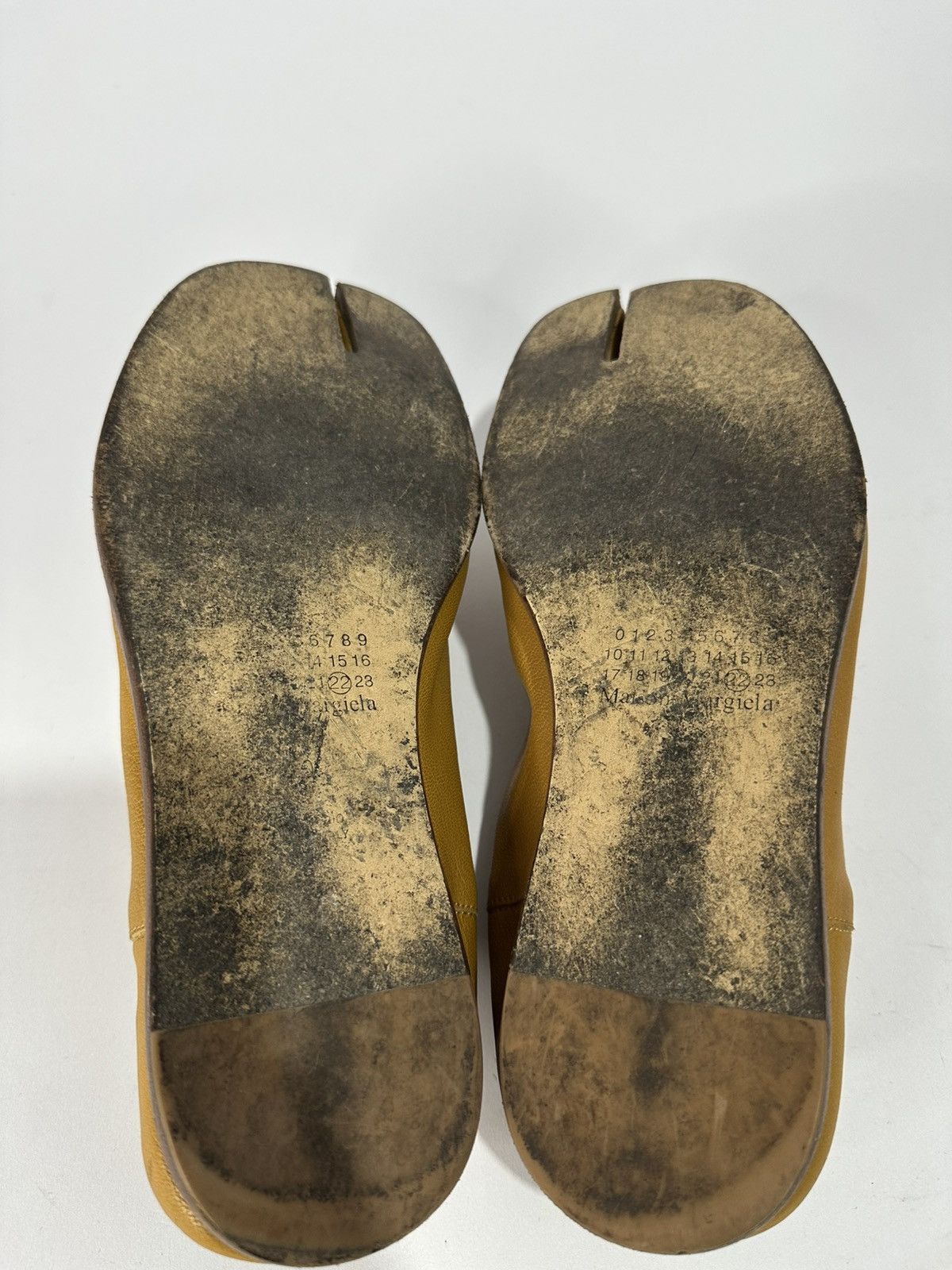 Maison Margiela Maison Margiela Tabi Babouche Ochre Leather Loafers. Size US 7 / EU 40 - 7 Thumbnail
