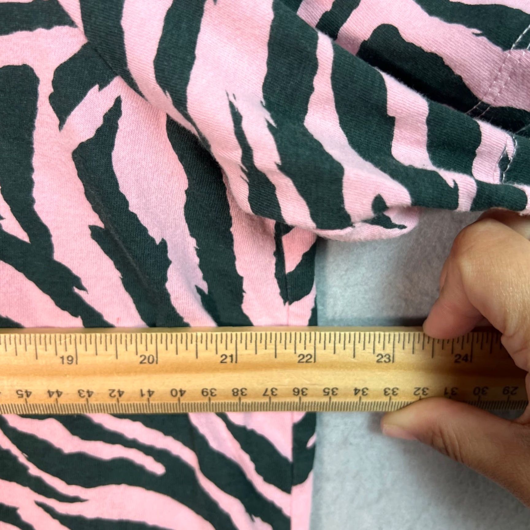 Asos VINTAGE ASOS Fearless Viva Girl Zebra Print Cropped T-Shirt Adult Womens 14 Pink Zebra 90s Womens Size XL / US 12-14 / IT 48-50 - 6 Thumbnail