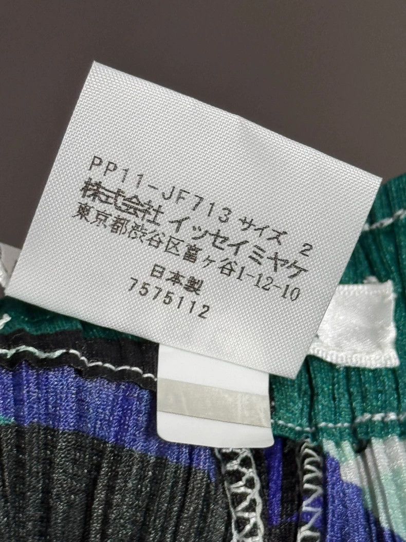 Issey Miyake Issey Miyake size:2 Black and green checkered pleated pant Size 23" - 4 Thumbnail