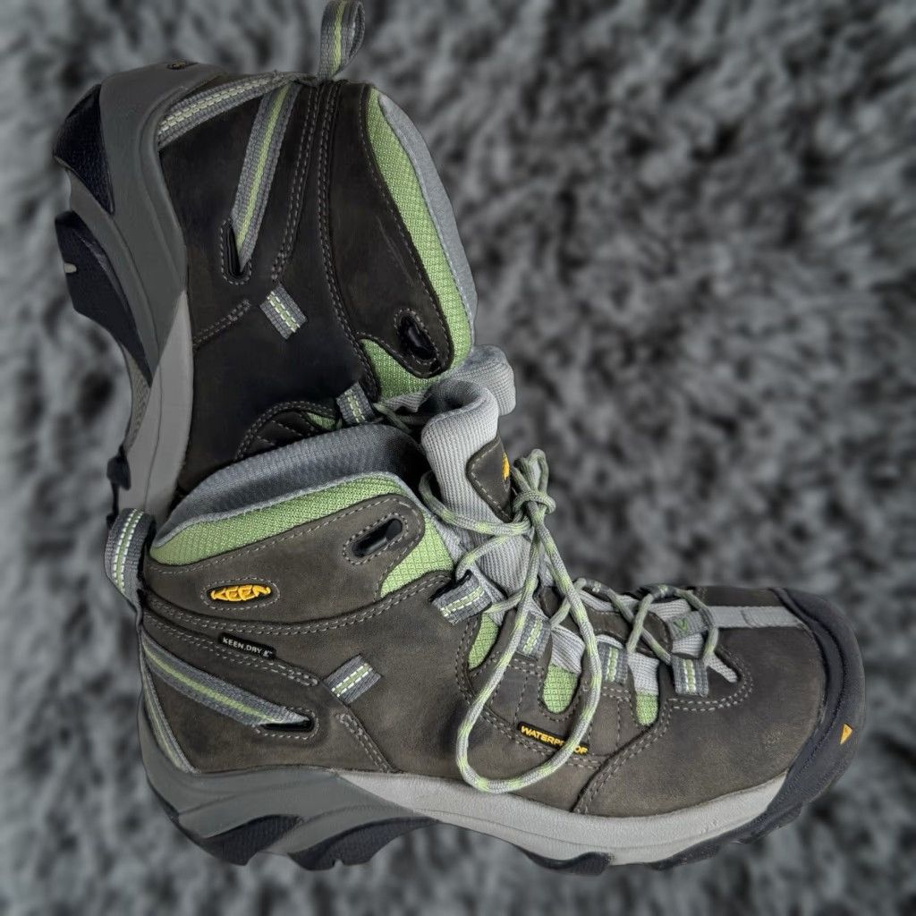 KEEN KEEN Women's Utility Detroit Mid Hiking Work Boots Waterproof Sz 10 F2413-11 Size US 10 / IT 40 - 1 Thumbnail