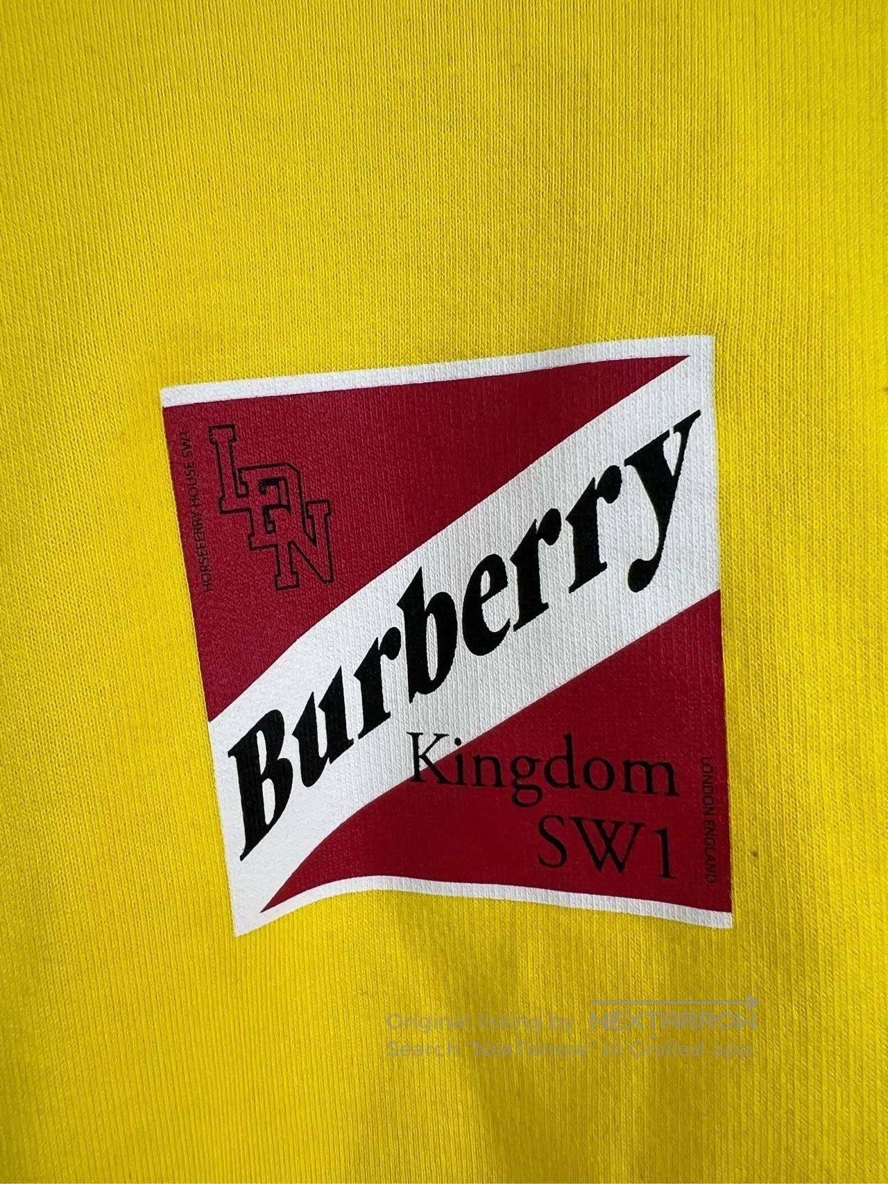 Burberry Burberry Yellow Long. Size US XXL / EU 58 / 5 - 3 Thumbnail