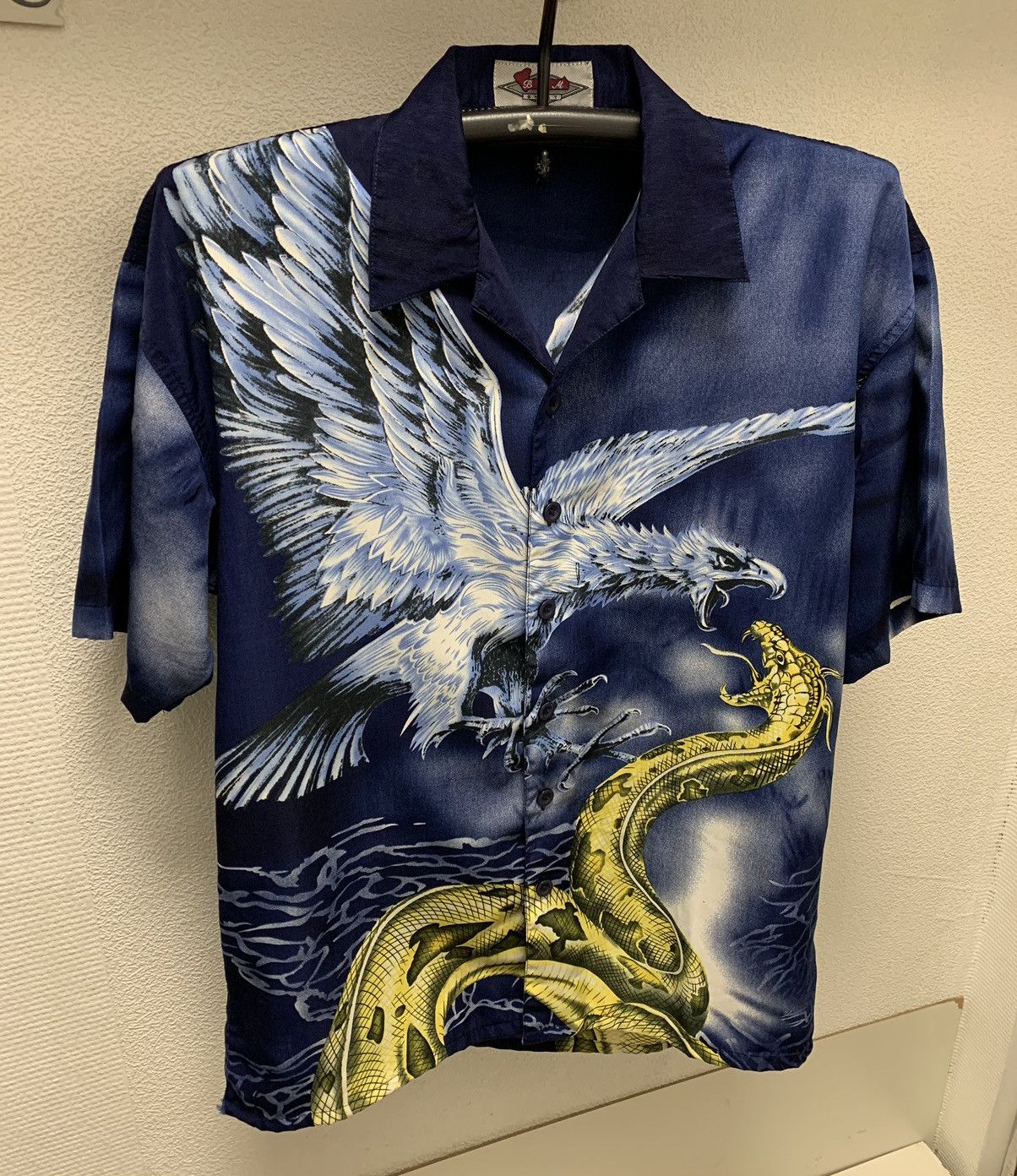 Japanese Brand Vintage shirt Japan Japanese style dragon craz shirt hawai L Size US L / EU 52-54 / 3 - 1 Thumbnail