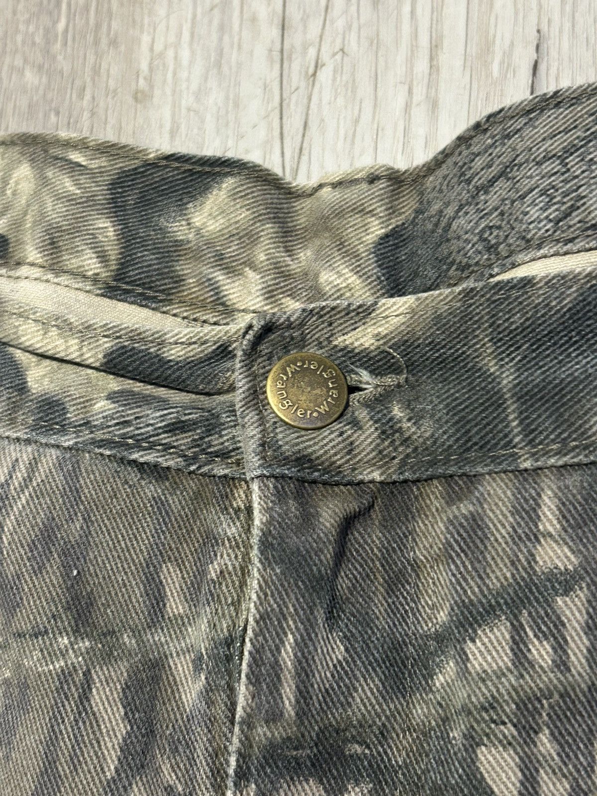 Vintage VINTAGE WRANGLER CAMO JORTS FITS LIKE 36 Size US 36 / EU 52 - 2 Thumbnail