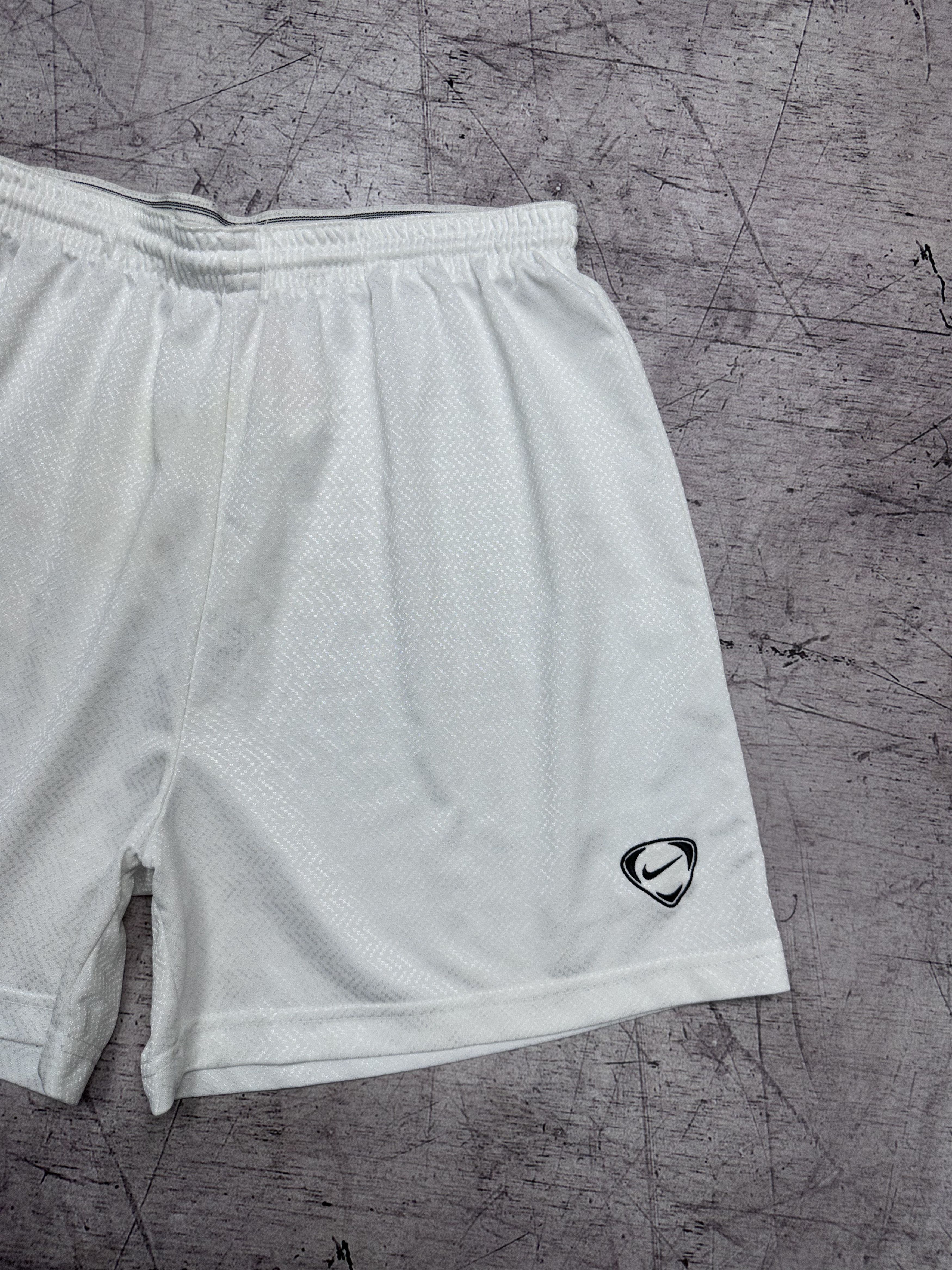 Nike Nike Dri Fit Vintage Mens Shorts Size US 36 / EU 52 - 2 Thumbnail