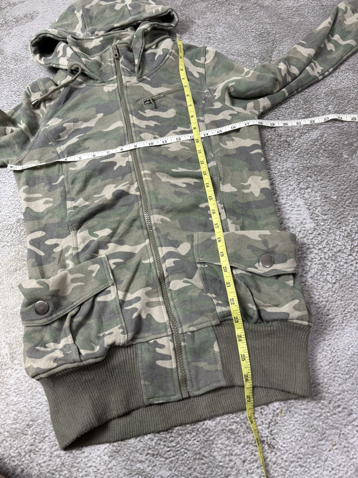 Share Spirit Homme Military camo hoodie colza Size US S / EU 44-46 / 1 - 12 Thumbnail