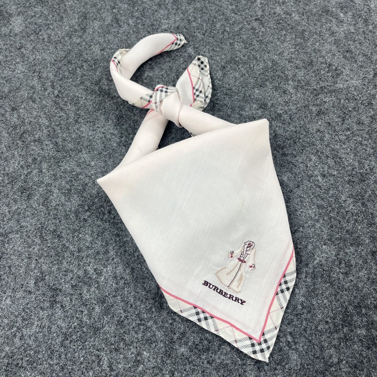 Vintage Burberry Handkerchief / Bandana / Neckerchief B467 Size ONE SIZE - 10 Thumbnail