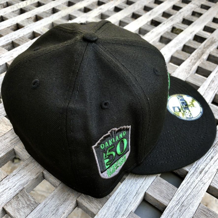 New Era Oakland Athletics A's Blackout Pop New Era 59FIFTY Hat 7 1/2 Size ONE SIZE - 3 Thumbnail