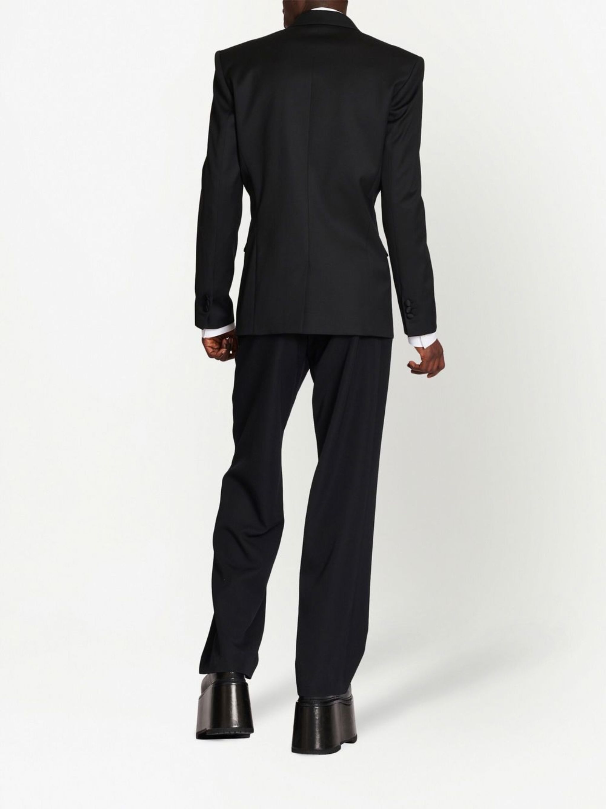 Balmain o1s1wg110125 Satin Lapel Blazer in Black Size US S / EU 44-46 / 1 - 4 Thumbnail