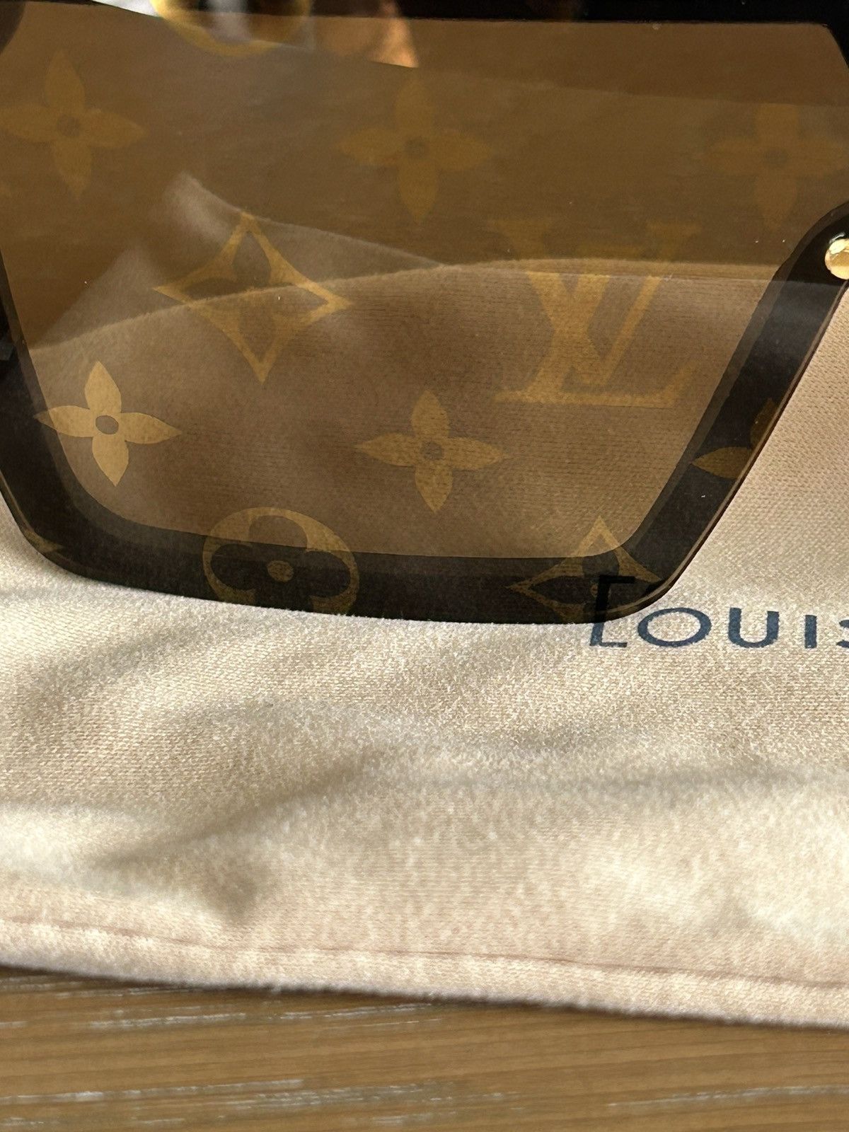 Louis Vuitton Louis Vuitton Sunglasses Size ONE SIZE - 7 Thumbnail