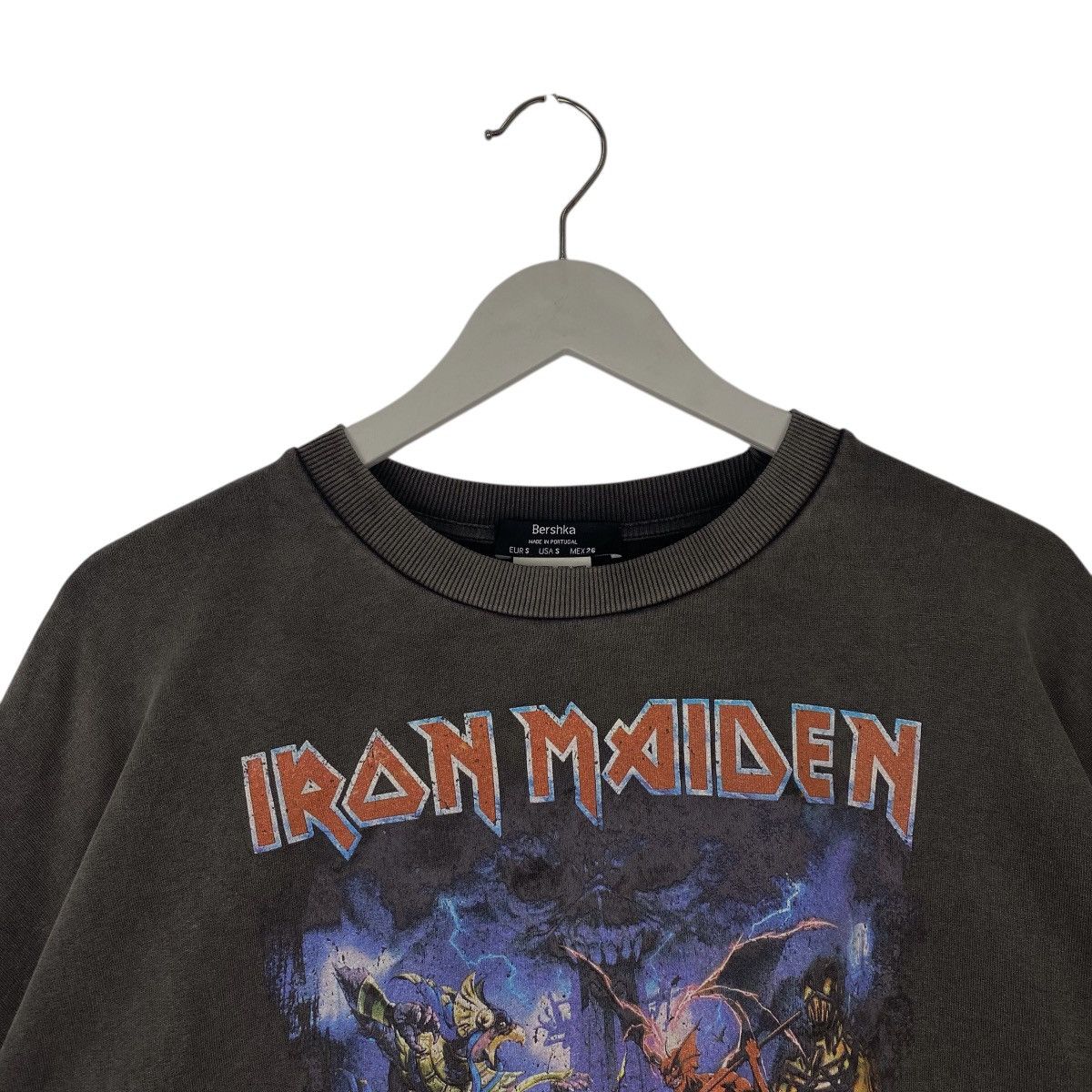 Vintage Vintage Iron Maiden Sweatshirt Crewneck Made In Portugal L Size US L / EU 52-54 / 3 - 4 Thumbnail