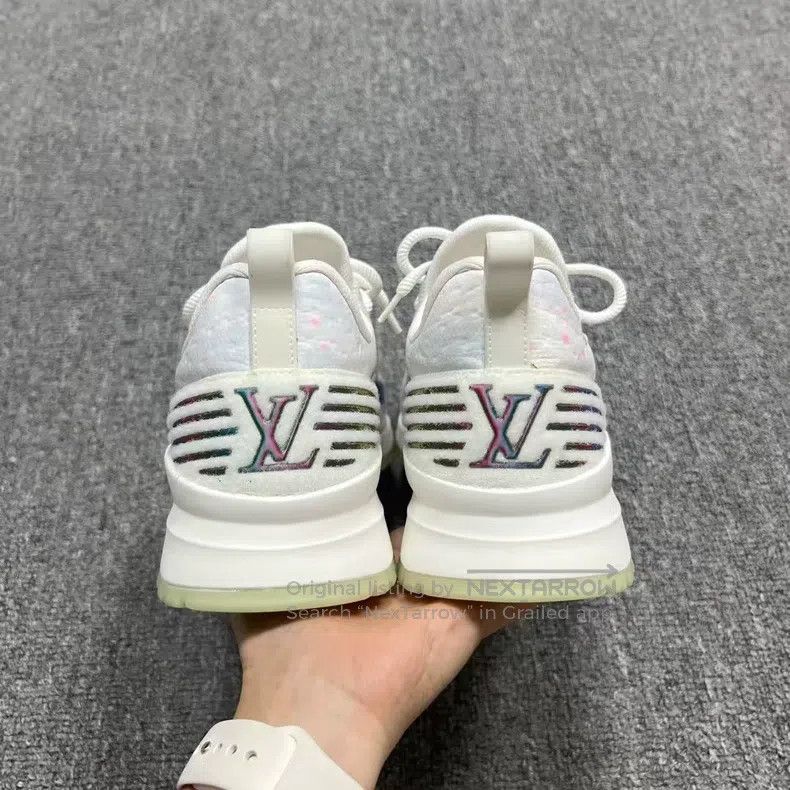 Louis Vuitton Louis Vuitton V. N. R Tie & Dye White Tie-Dye Casual Sneak Size US 8 / EU 41 - 3 Thumbnail