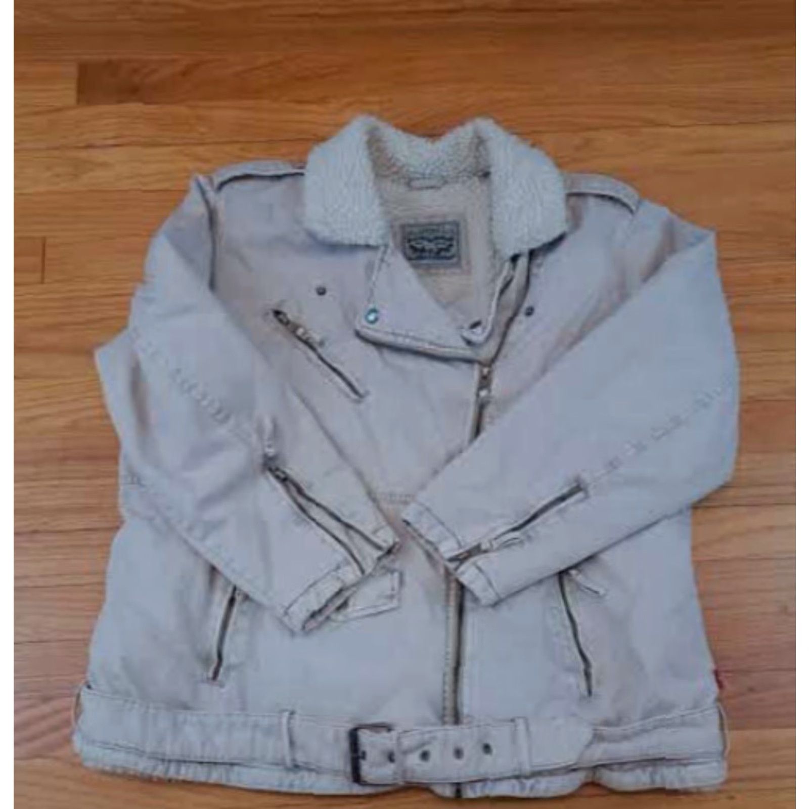 Levi's VINTAGE Levi's White Jeans Faux Fur Insulated Full Zip Bomber Jacket With Belt XL Men Regular Size Jacket Size US 36 / EU 52 - 4 Thumbnail