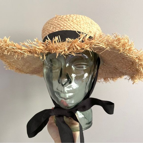 Forever 21 Straw Hat w/ Grosgrain Ribbon Chin Strap - One Size Size ONE SIZE - 2 Thumbnail