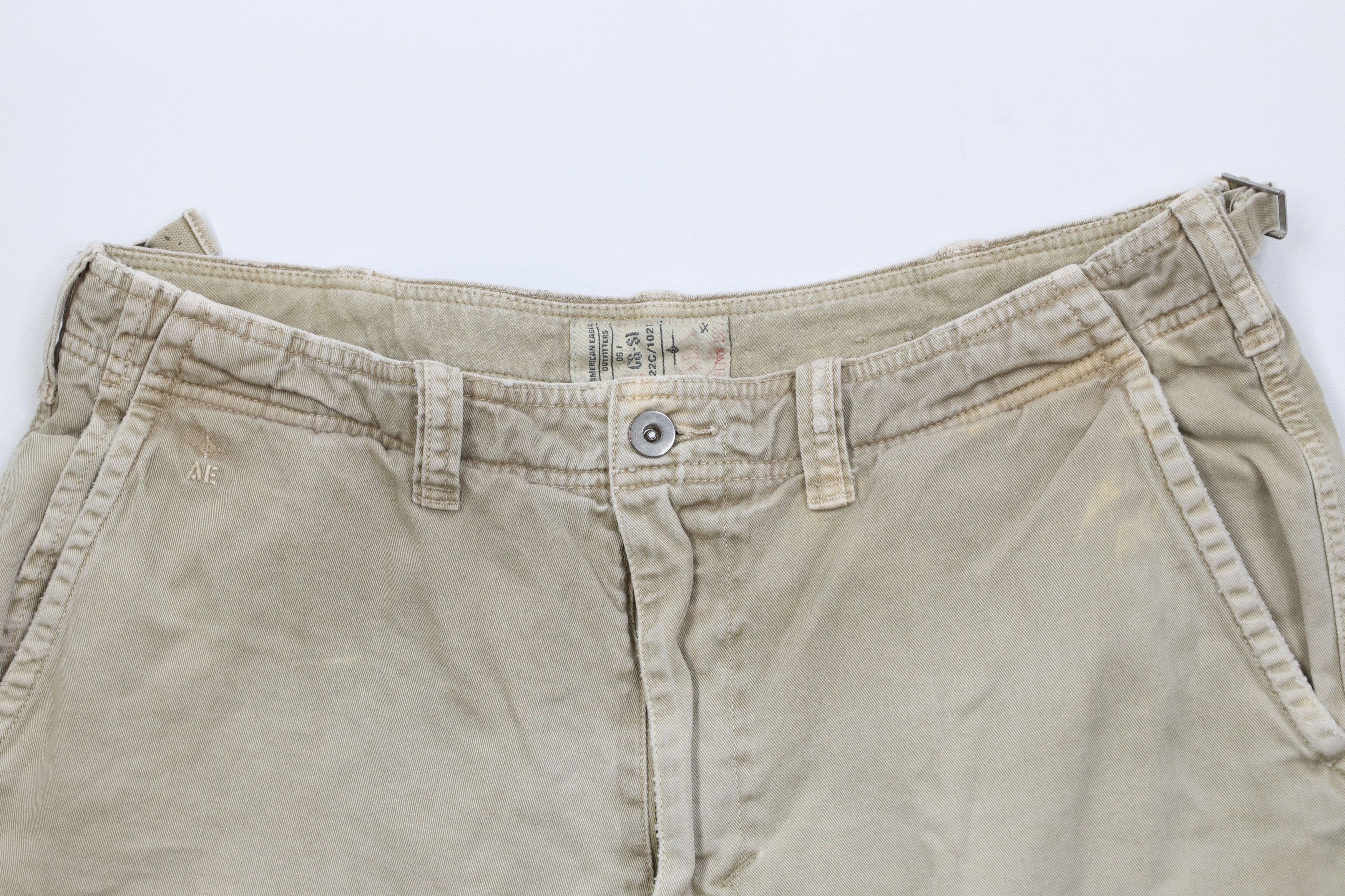American Eagle Outfitters Vintage 90s Y2K American Eagle Outfitters Cargo Shorts Size US 33 - 2 Thumbnail