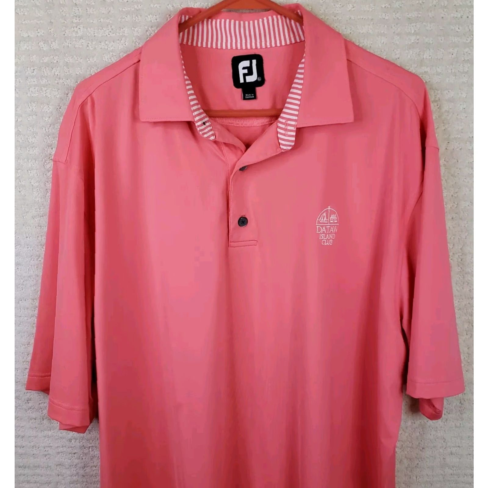 Footjoy FootJoy Men's Polo Shirt XL Coral Pink Dataw Island Embroidered Golf Shirt Short Sleeve Solid Pattern Size US XL / EU 56 / 4 - 2 Thumbnail