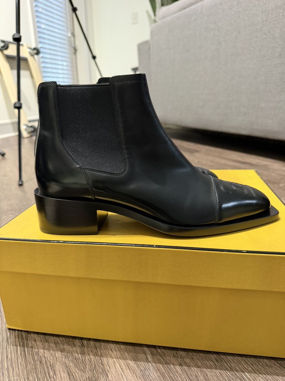 Fendi FENDI (Chelsea Boots) Size US 9 / EU 42 - 4 Thumbnail