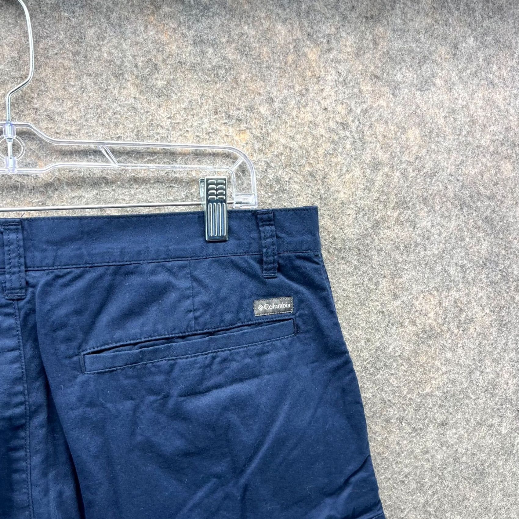 Vintage VINTAGE Columbia Shorts Mens 36 Blue Navy Cargo Flat Front Canvas Golf Golfer Shorts Casual Size US 36 / EU 52 - 7 Thumbnail