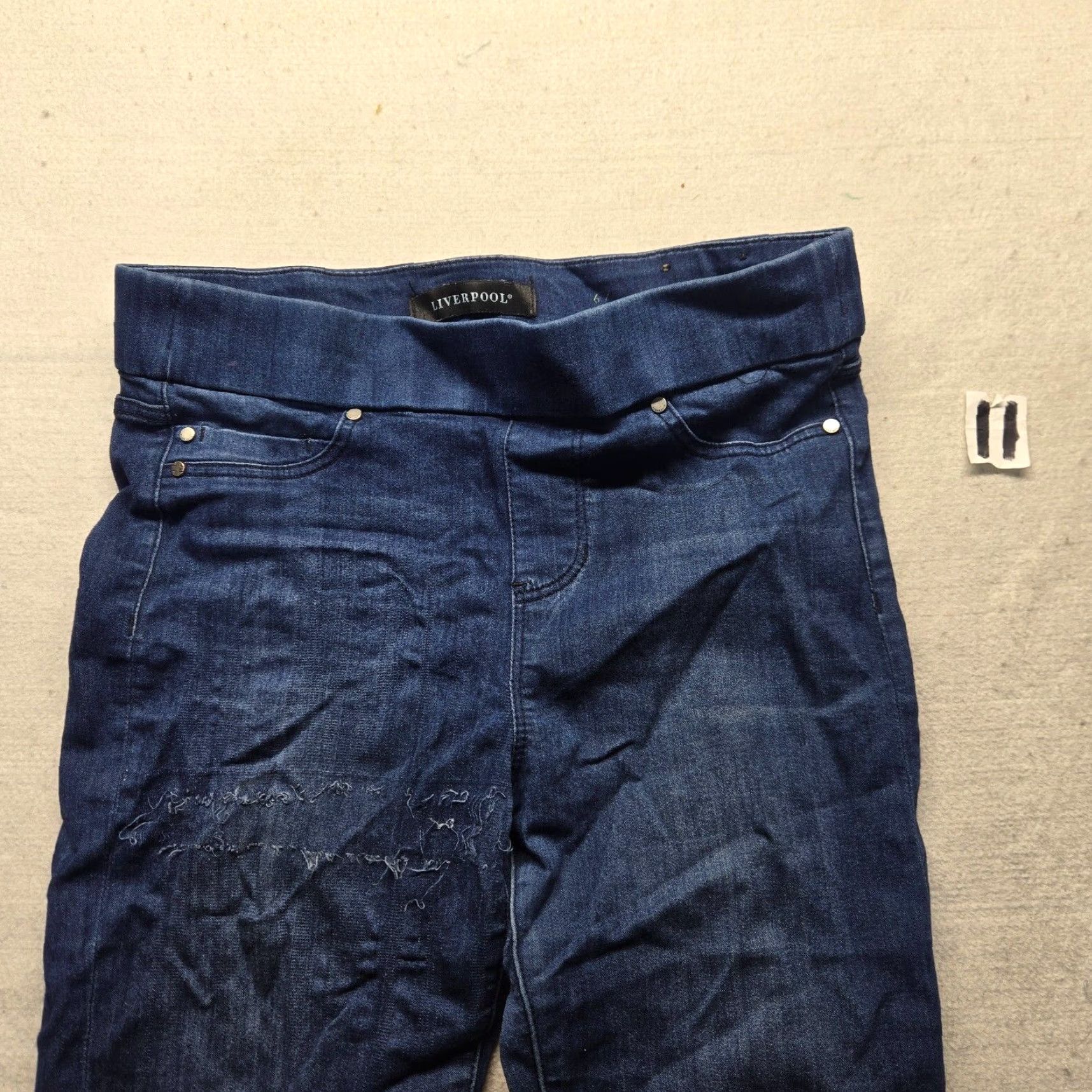 Vintage Liverpool Dark Wash Blue Mid Rise Straight Leg Jeans Women's Size 6 Size 28" / US 6 / IT 42 - 2 Thumbnail
