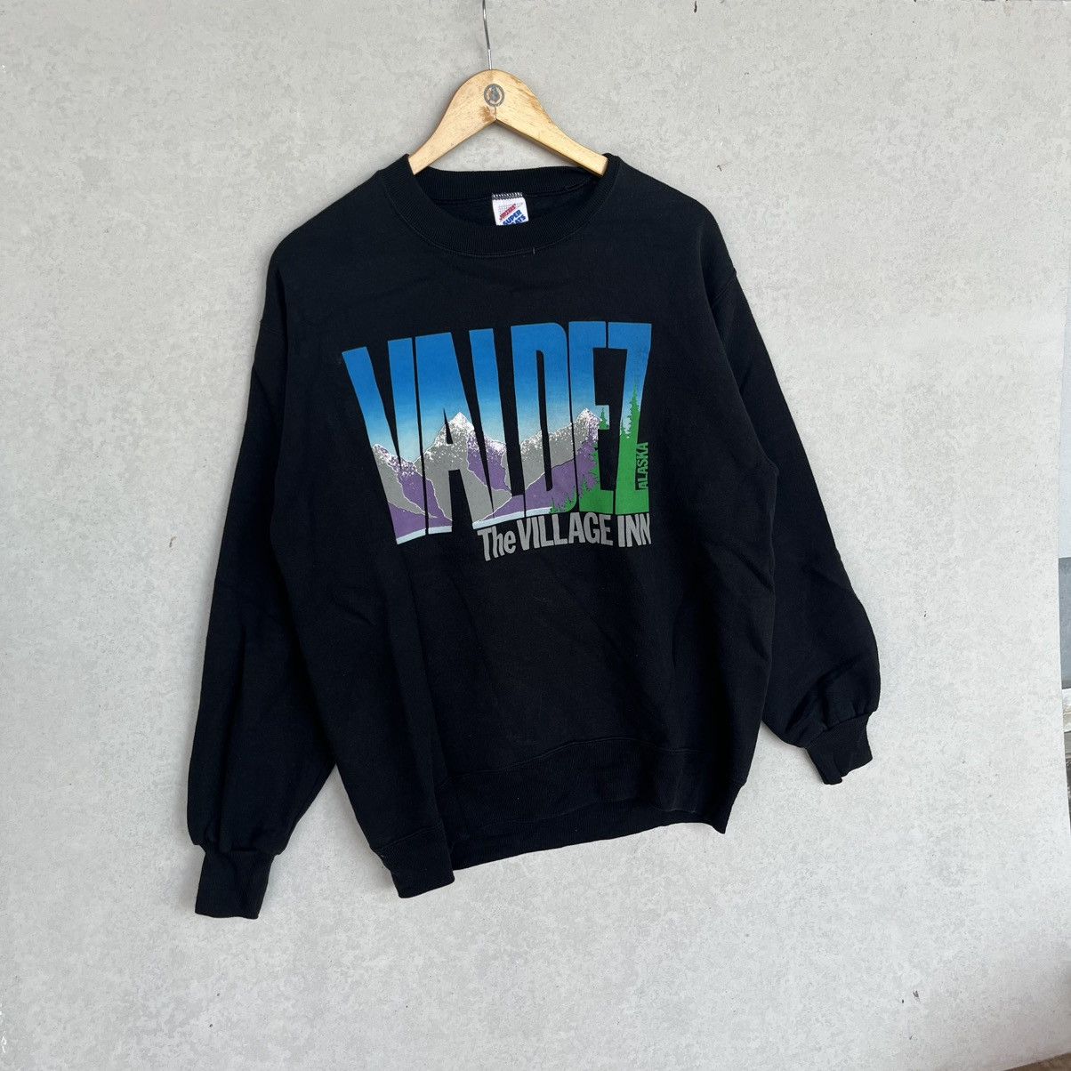 Other Vintage 90s Valdez Alaska Black Crewneck Sweatshirt Size L Size US L / EU 52-54 / 3 - 3 Thumbnail