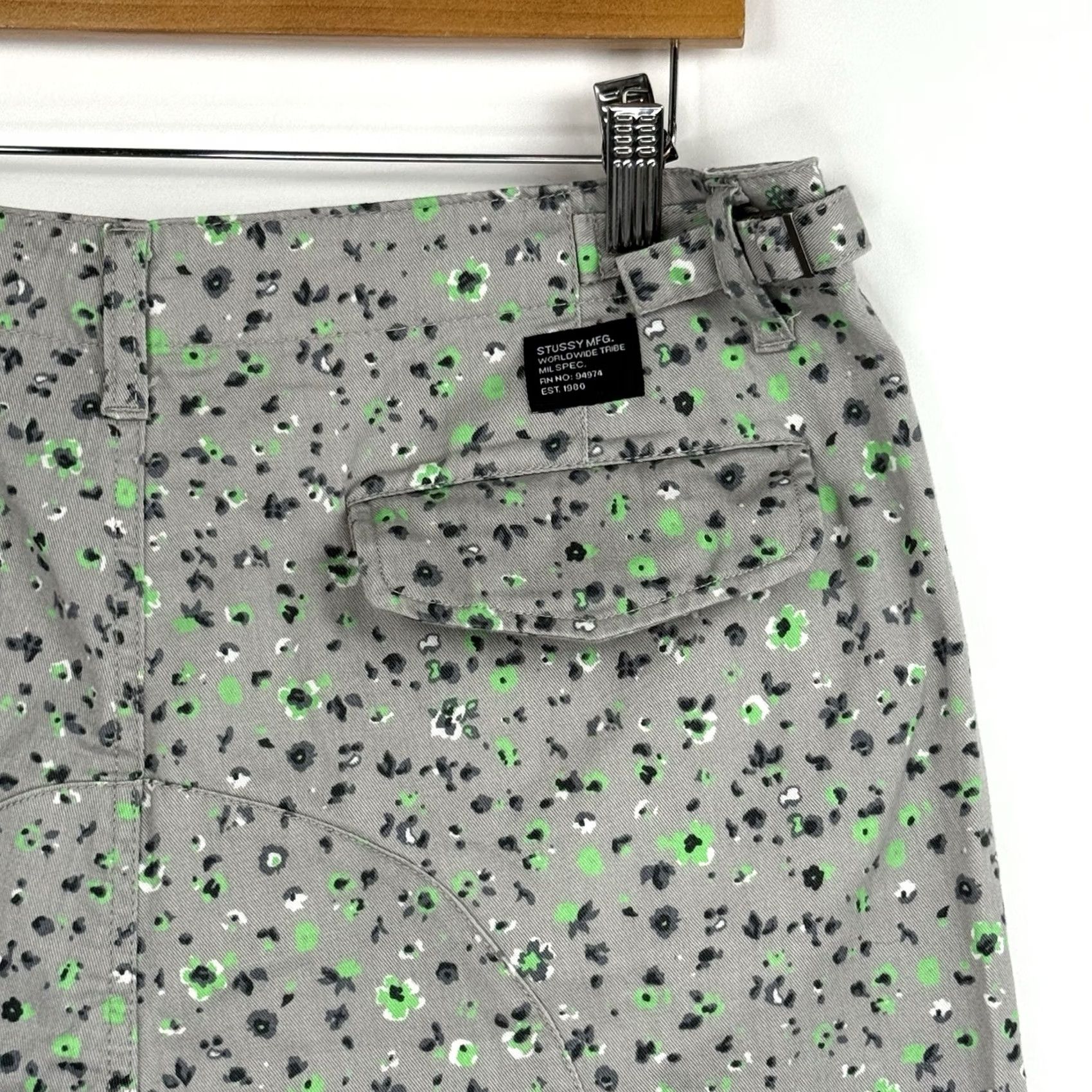 Vintage Stüssy Shorts Mens 32 Grey Floral Bermuda Cotton 10” Inseam Size US 32 / EU 48 - 7 Thumbnail