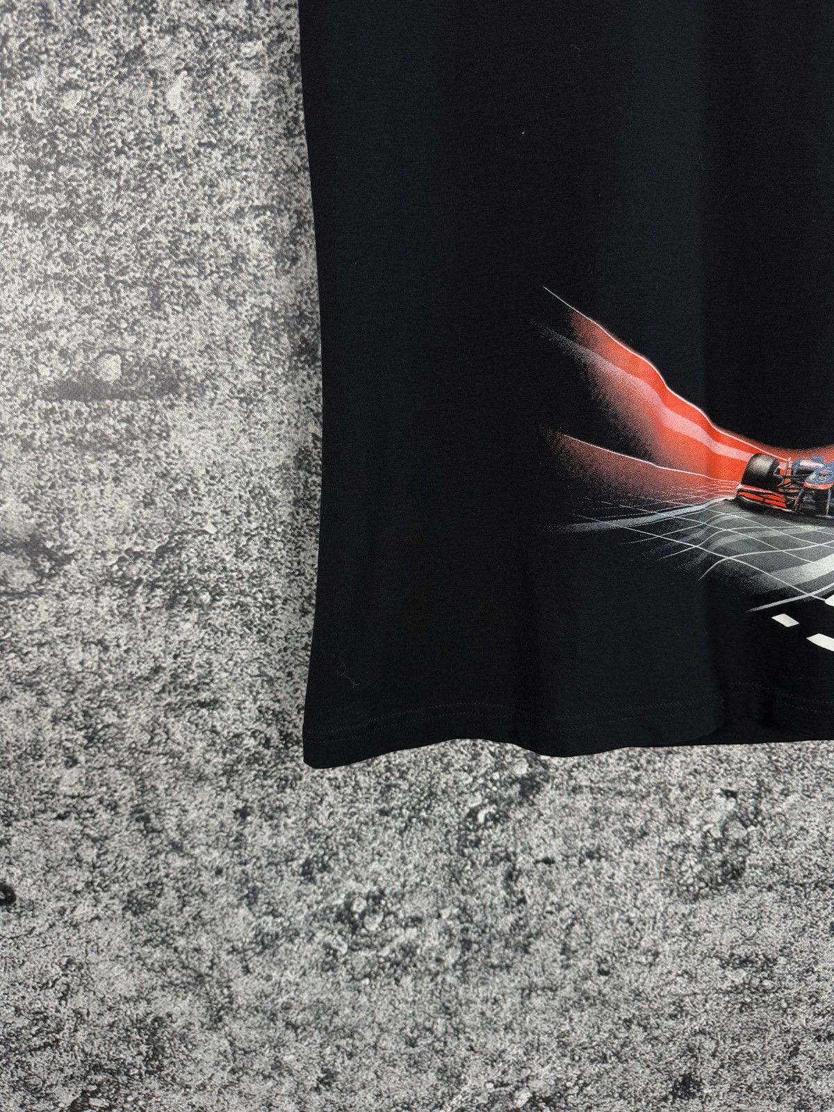 Formula 1 Formula 1 Vodafone McLaren Mercedes Racing T-Shirt Lewis XL Size XL / US 12-14 / IT 48-50 - 4 Thumbnail