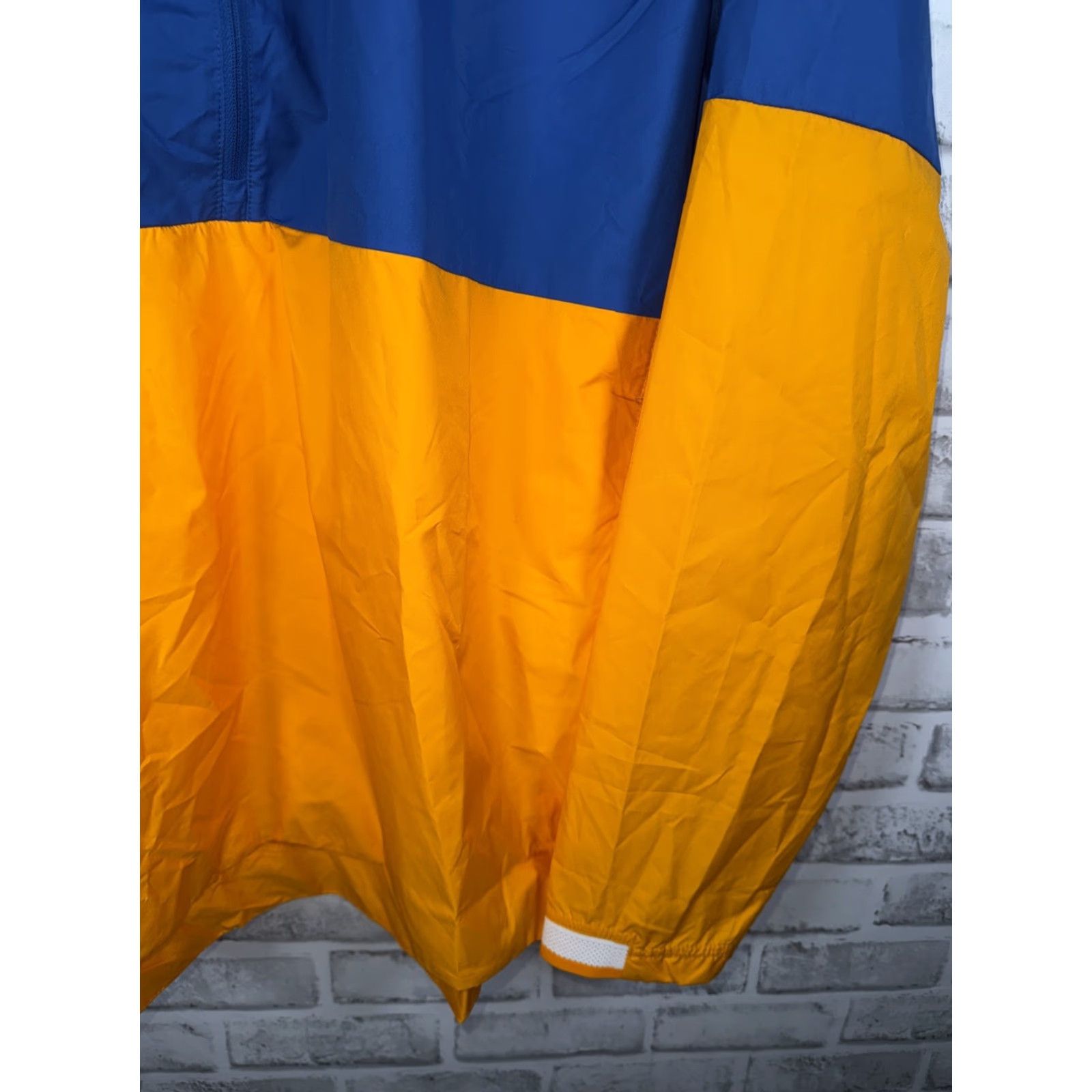 Nike NWT Nike Blue & Gold Half Zip Nylon Pullover Mens XL Size US XL / EU 56 / 4 - 4 Thumbnail