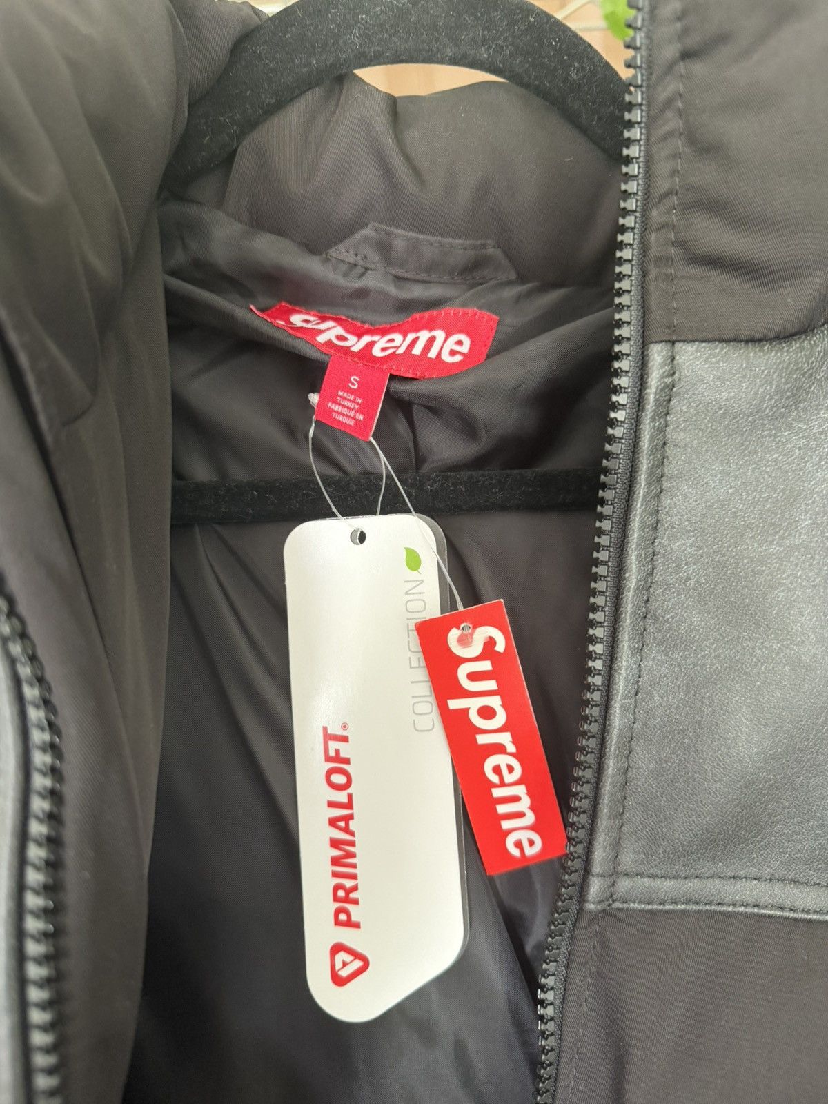 Supreme Supreme Leather Yoke Puffer Jacket Size US S / EU 44-46 / 1 - 5 Thumbnail