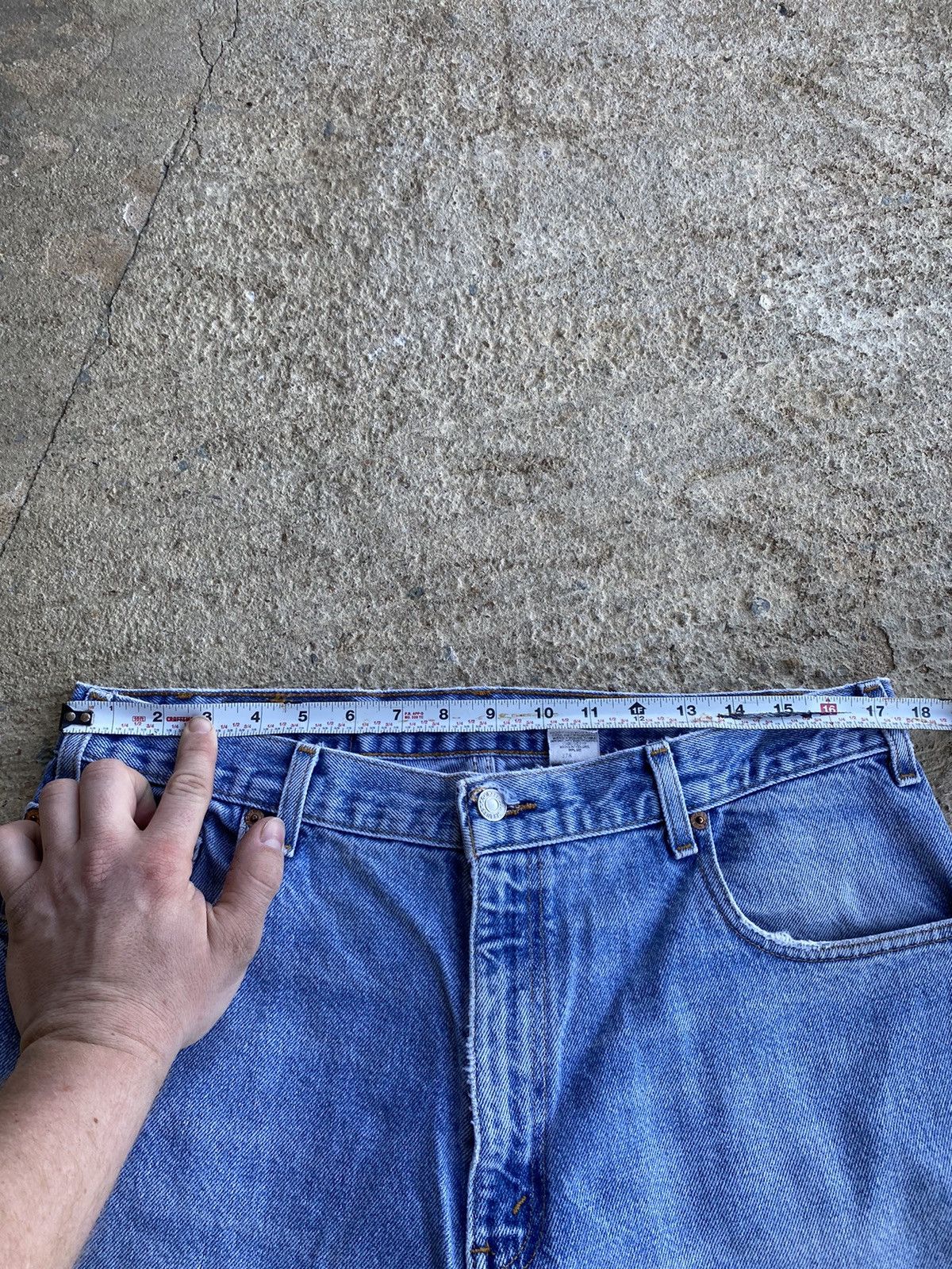 Levi's × Vintage Vintage 1990s Loose Fit Tapered Levi’s 560 Jeans Size US 36 / EU 52 - 13 Thumbnail
