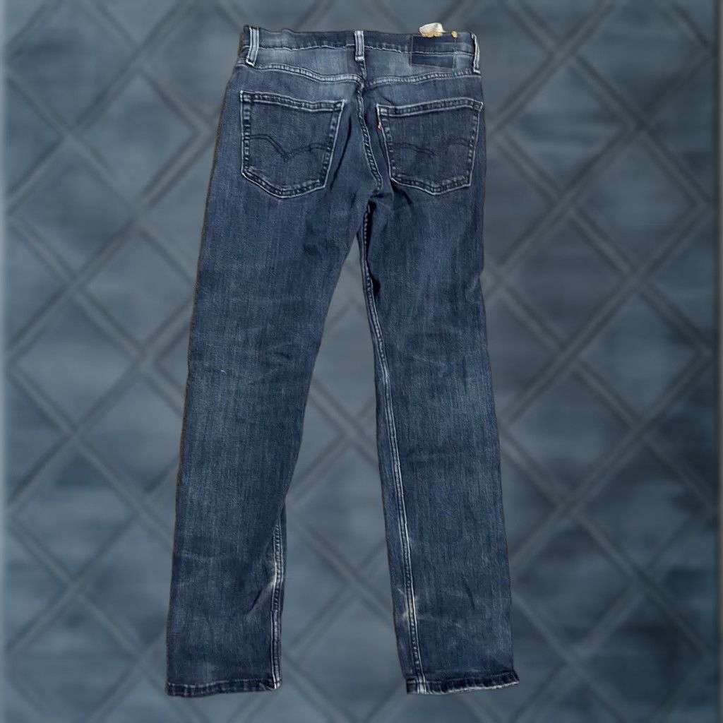Levi's Levi's 511 Slim-Fit Jeans Mens 30x32 Blue Denim Stretch Straight Pockets 511 Model Regular Inseam 32 Jeans Size US 30 / EU 46 - 1 Thumbnail