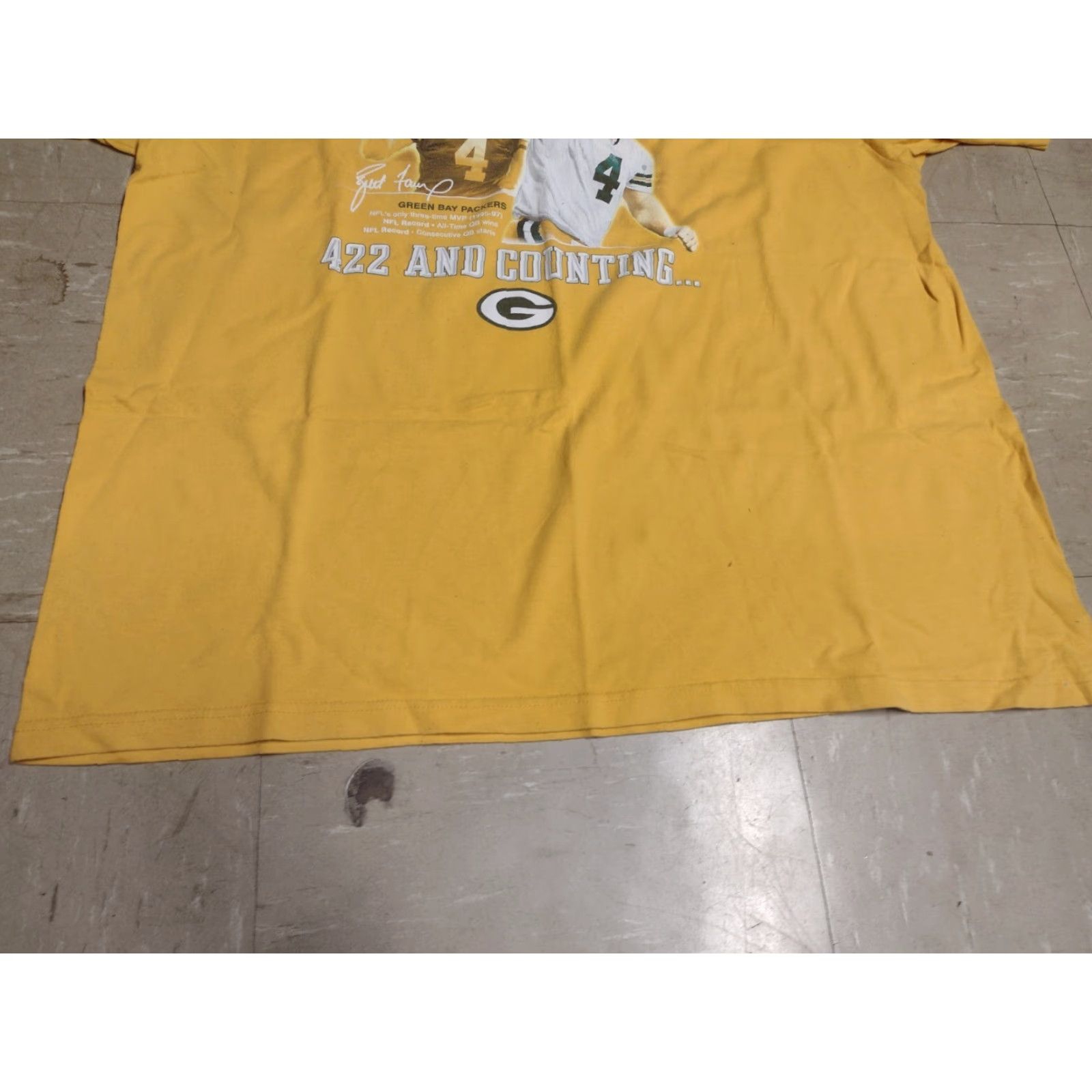 Reebok VINTAGE Brett Favre Packers T-Shirt XL Men Reebok Shirt NFL Football 90s Yellow Crew Neck Graphic Tee Mens Size US L / EU 52-54 / 3 - 2 Thumbnail