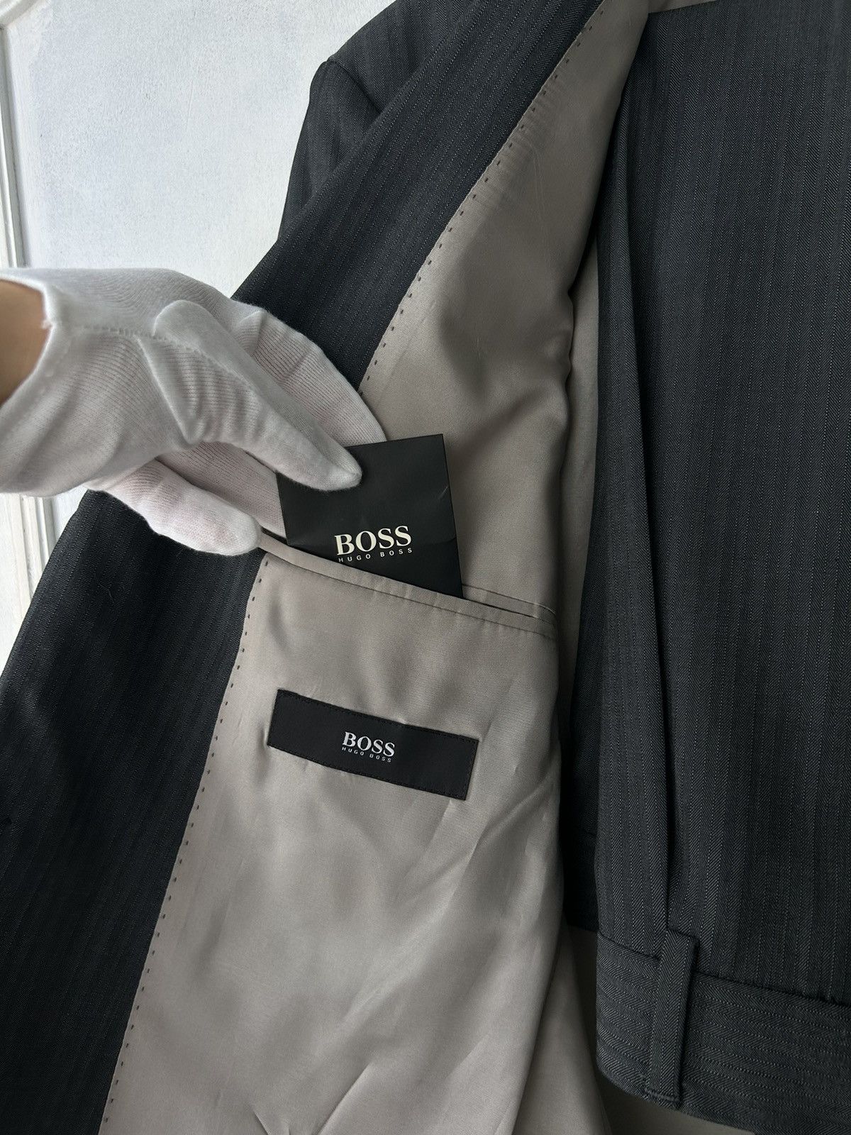 Hugo Boss Hugo Boss Wool Suit Size 42R - 8 Thumbnail