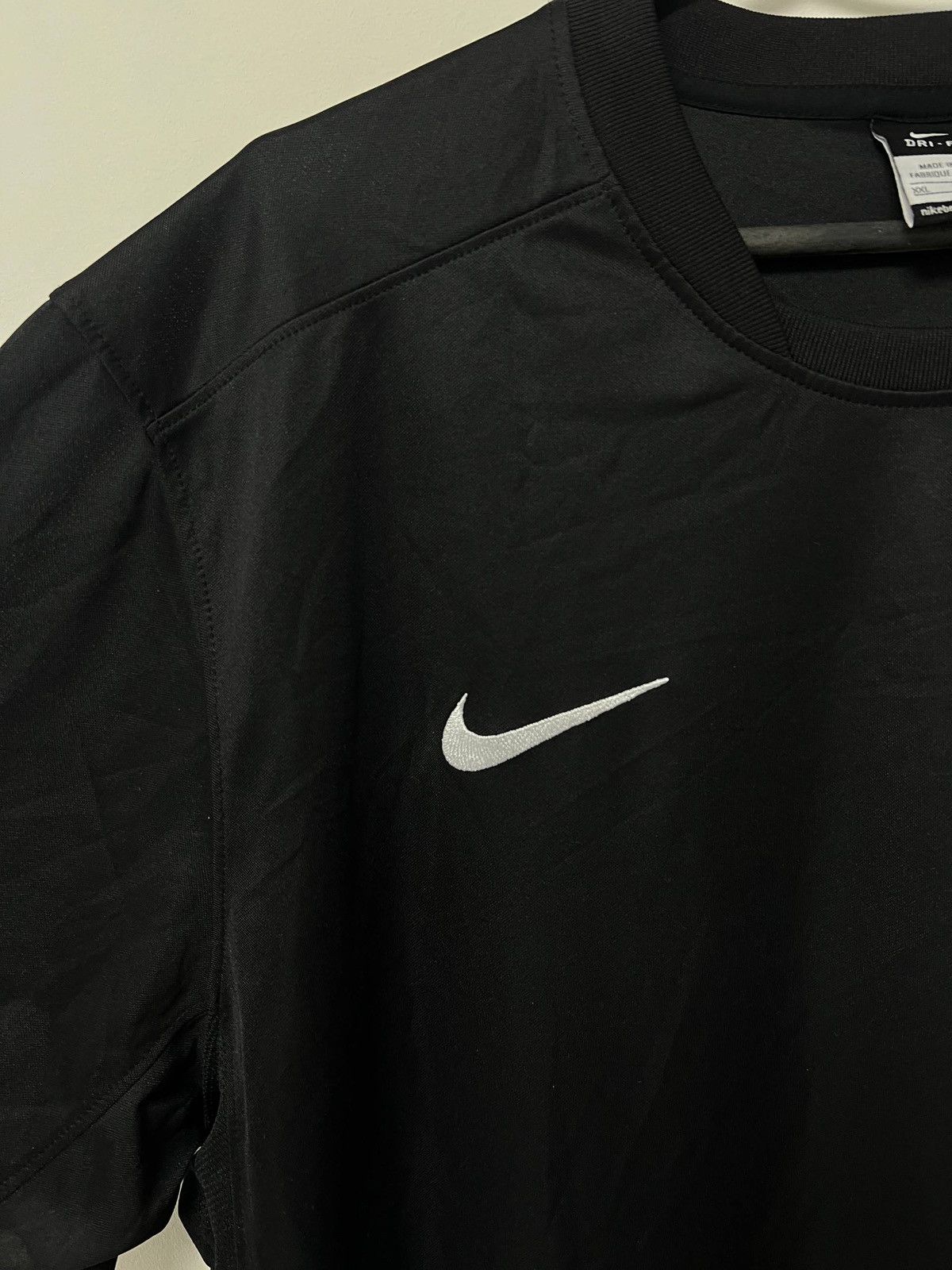 Nike Vintage Young Boys 2010/2011 Jersey Football Shirt Nike XXL Size US XXL / EU 58 / 5 - 5 Thumbnail