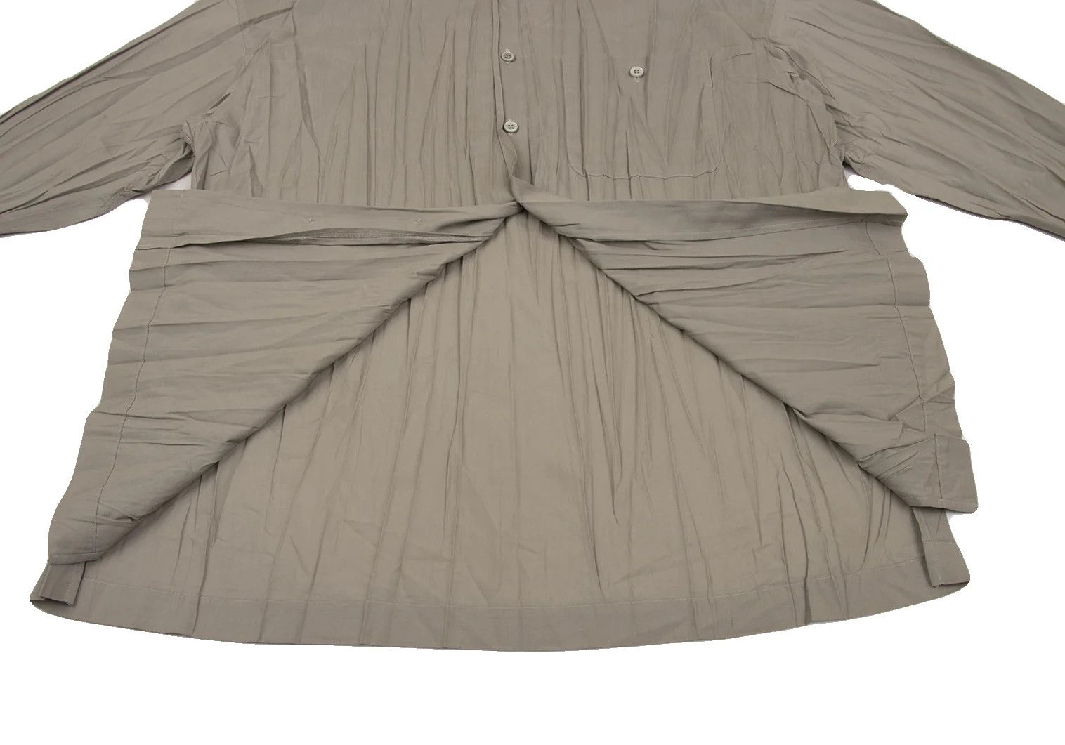 Issey Miyake Band Collar Pleated Shirt in Gray, Size M Size US M / EU 48-50 / 2 - 12 Thumbnail