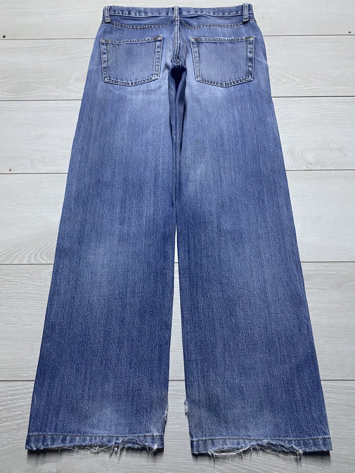 Uniqlo Vintage Japanese Uniqlo Faded Wash Distressed Loose Jeans Size US 30 / EU 46 - 2 Thumbnail